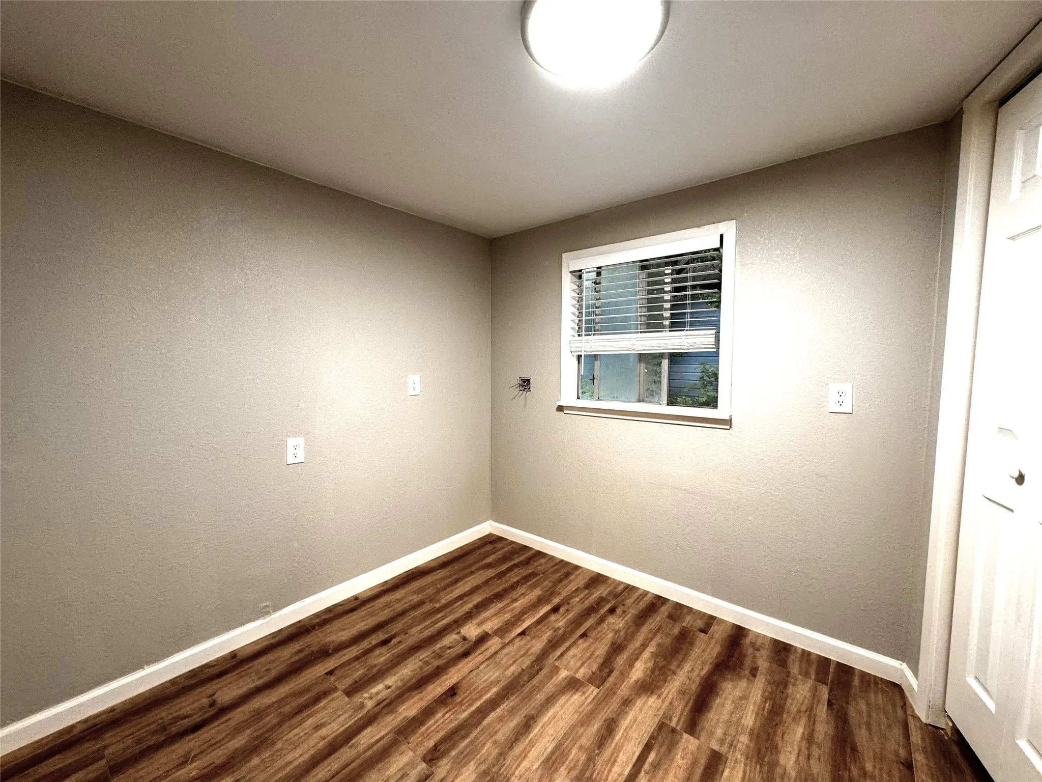 Single Family Residence For Rent in Grayson County , 1931 Avenue A, Denison, Texas 75021, 4 Bedroom, 3 Bathroom, Garage spaces, 1,450 Sqft, built in 1944, Preowned, mls#20982692, Real Estate Agent in Denison, Homes For Rent in Grayson county, Homes For Rent in Denison, Realtor in Denison Texas, Real Estate Brokerage Independent Realty Texas, Luminita Cordes Realtor