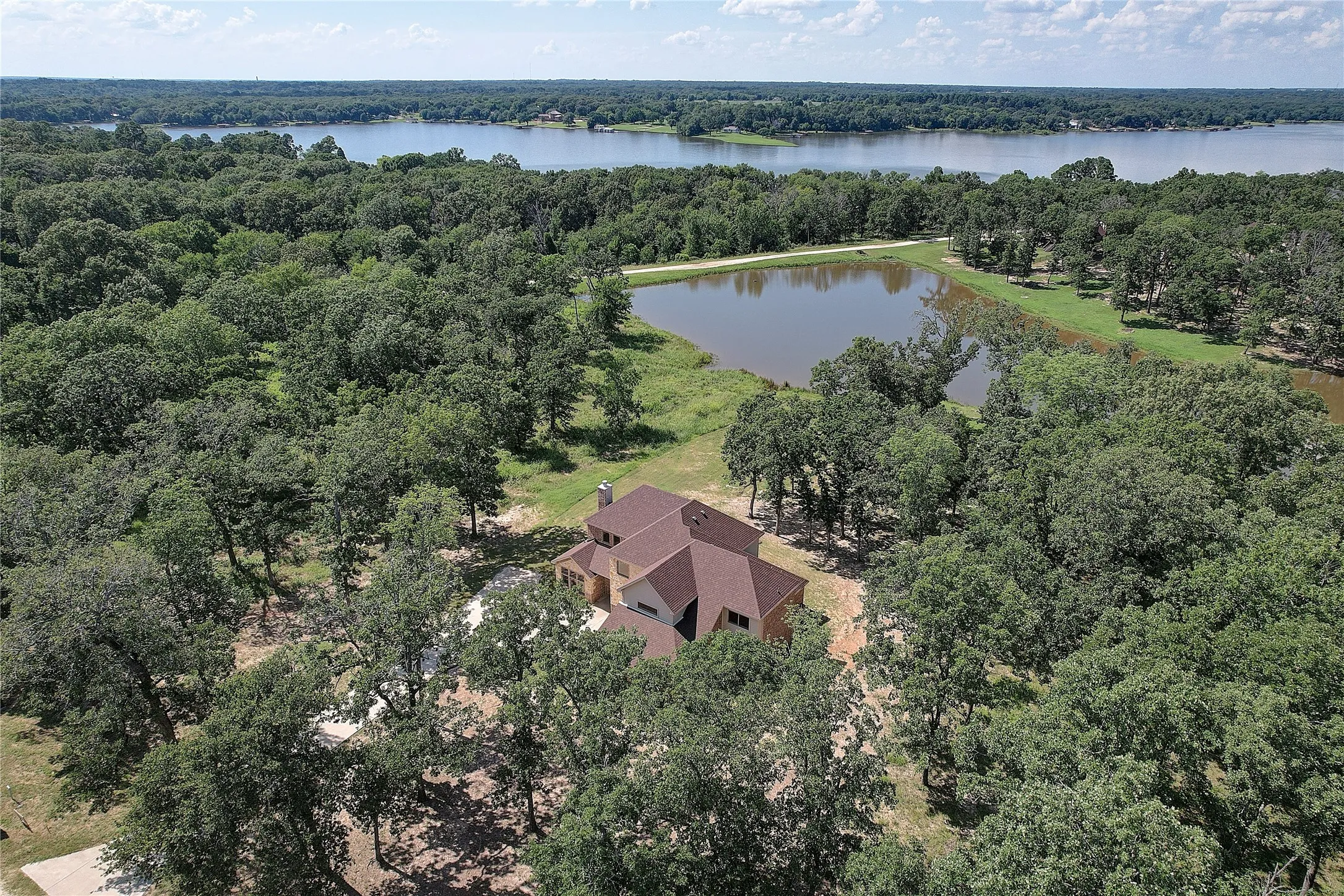 Single Family Residence For Sale in Henderson County , 13580 Rock Springs, Malakoff, Texas 75148, 4 Bedroom, 5 Bathroom, 3 Garage spaces, 2,953 Sqft, built in 2024, New Construction - Incomplete, mls#20988315, Real Estate Agent in Malakoff, Homes For Sale in Henderson county, Homes For Sale in Malakoff, Realtor in Malakoff Texas, Real Estate Brokerage Independent Realty Texas, Luminita Cordes Realtor