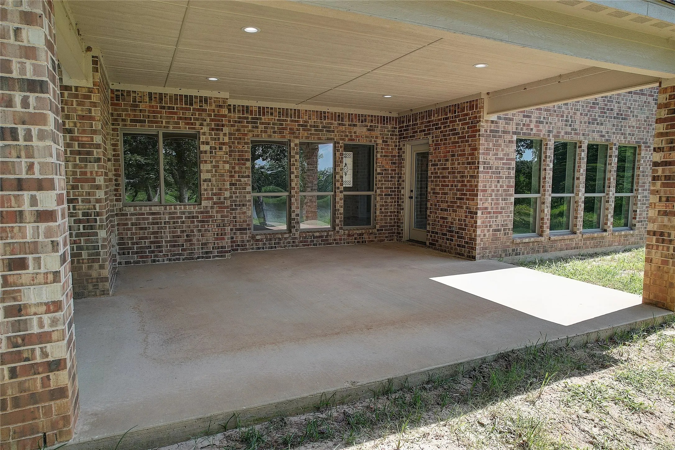 Single Family Residence For Sale in Henderson County , 13580 Rock Springs, Malakoff, Texas 75148, 4 Bedroom, 5 Bathroom, 3 Garage spaces, 2,953 Sqft, built in 2024, New Construction - Incomplete, mls#20988315, Real Estate Agent in Malakoff, Homes For Sale in Henderson county, Homes For Sale in Malakoff, Realtor in Malakoff Texas, Real Estate Brokerage Independent Realty Texas, Luminita Cordes Realtor