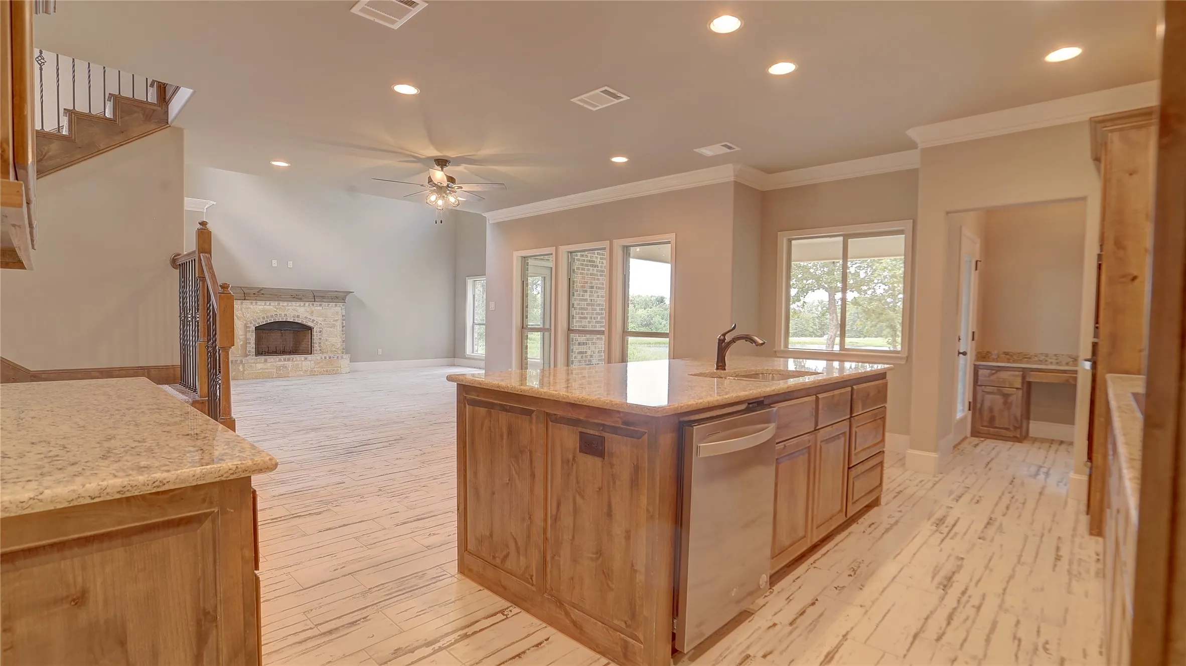 Single Family Residence For Sale in Henderson County , 13580 Rock Springs, Malakoff, Texas 75148, 4 Bedroom, 5 Bathroom, 3 Garage spaces, 2,953 Sqft, built in 2024, New Construction - Incomplete, mls#20988315, Real Estate Agent in Malakoff, Homes For Sale in Henderson county, Homes For Sale in Malakoff, Realtor in Malakoff Texas, Real Estate Brokerage Independent Realty Texas, Luminita Cordes Realtor