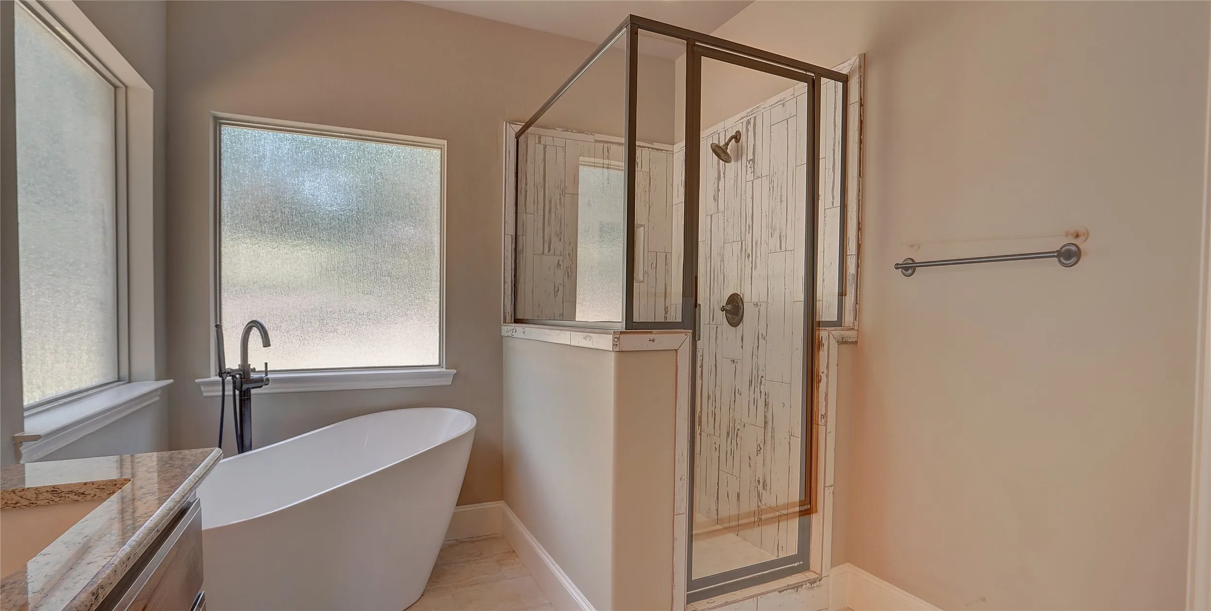 Single Family Residence For Sale in Henderson County , 13580 Rock Springs, Malakoff, Texas 75148, 4 Bedroom, 5 Bathroom, 3 Garage spaces, 2,953 Sqft, built in 2024, New Construction - Incomplete, mls#20988315, Real Estate Agent in Malakoff, Homes For Sale in Henderson county, Homes For Sale in Malakoff, Realtor in Malakoff Texas, Real Estate Brokerage Independent Realty Texas, Luminita Cordes Realtor