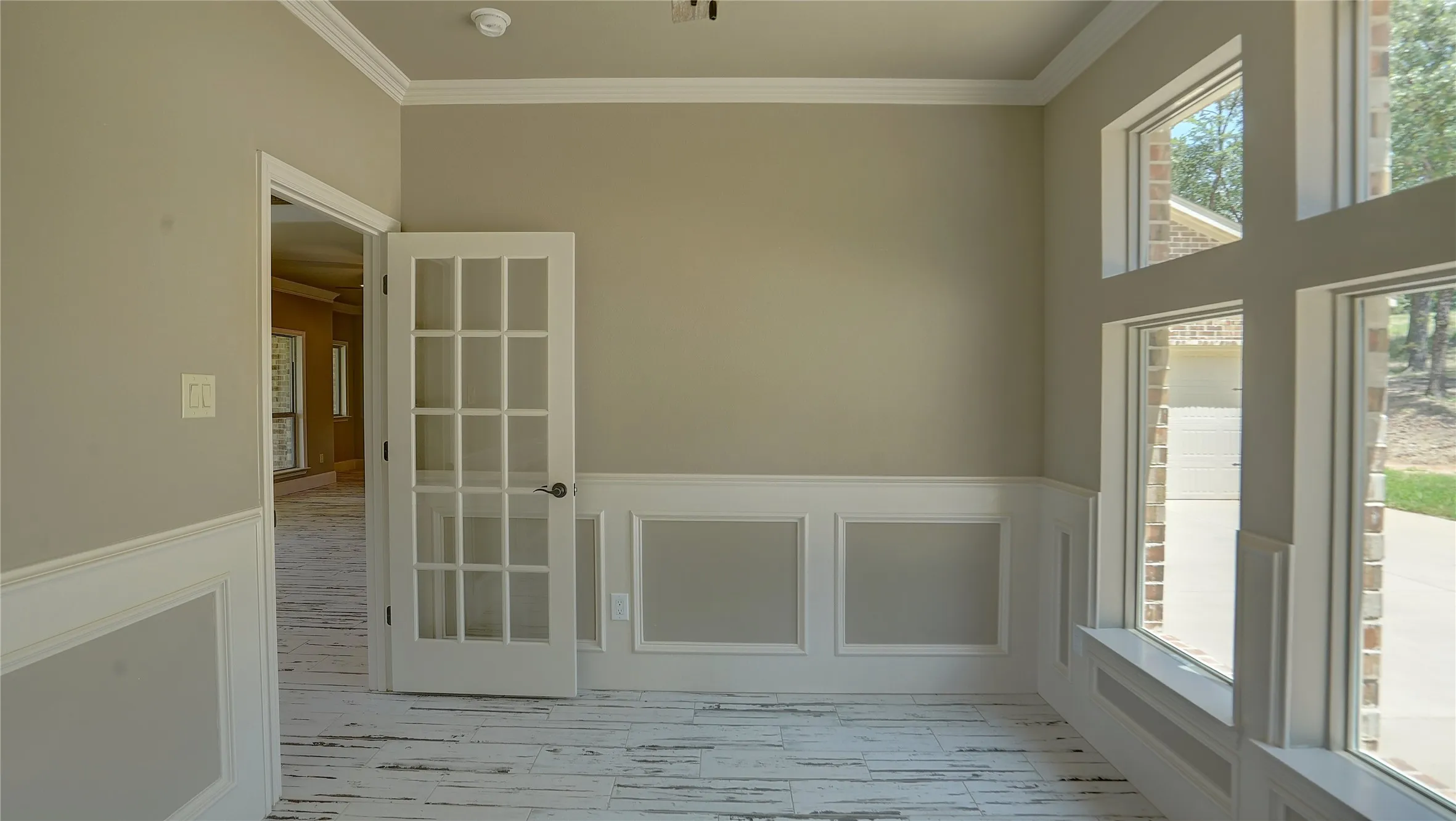 Single Family Residence For Sale in Henderson County , 13580 Rock Springs, Malakoff, Texas 75148, 4 Bedroom, 5 Bathroom, 3 Garage spaces, 2,953 Sqft, built in 2024, New Construction - Incomplete, mls#20988315, Real Estate Agent in Malakoff, Homes For Sale in Henderson county, Homes For Sale in Malakoff, Realtor in Malakoff Texas, Real Estate Brokerage Independent Realty Texas, Luminita Cordes Realtor