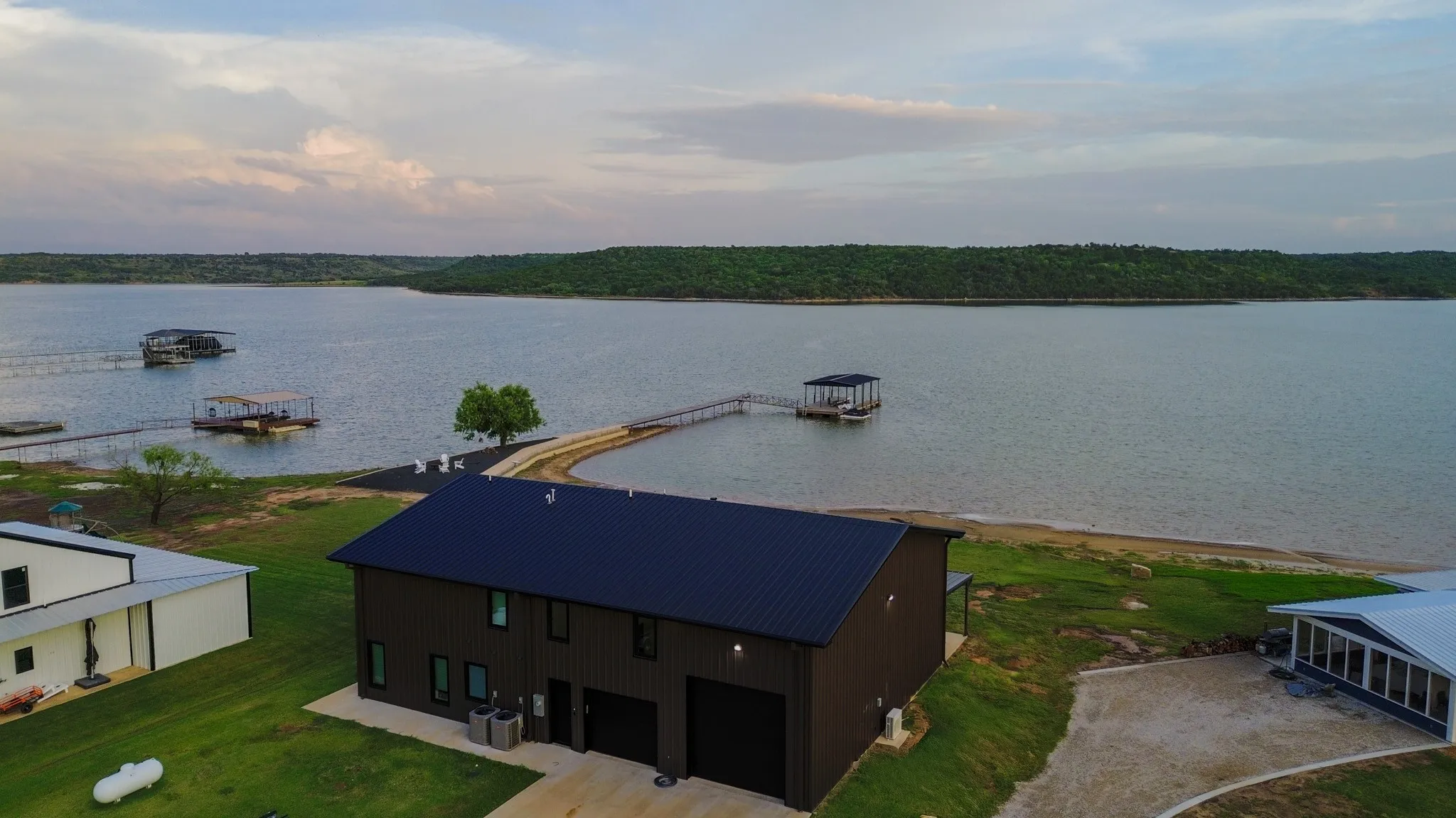 Single Family Residence For Sale in Stephens County , 15 PR 3004, Possum Kingdom Lake, Texas 76450, 4 Bedrooms, 5 Bathrooms, 2 Garage spaces, 2,976 Sqft, built in 2024, Price $1,494,999, mls#20975245, Real Estate Agent in Possum Kingdom Lake, Homes For Sale in Stephens county, Homes For Sale in Possum Kingdom Lake, Realtor in Possum Kingdom Lake Texas, Real Estate Brokerage Independent Realty Texas, Luminita Cordes Realtor