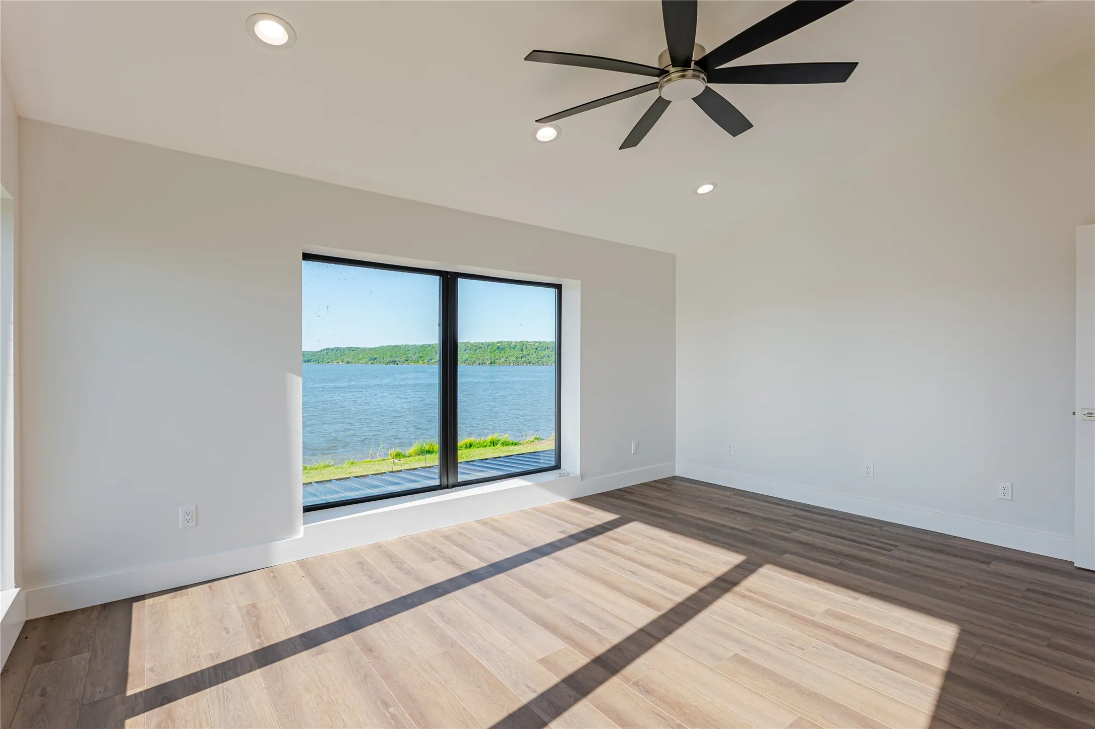 Single Family Residence For Sale in Stephens County , 15 PR 3004, Possum Kingdom Lake, Texas 76450, 4 Bedrooms, 5 Bathrooms, 2 Garage spaces, 2,976 Sqft, built in 2024, Price $1,494,999, mls#20975245, Real Estate Agent in Possum Kingdom Lake, Homes For Sale in Stephens county, Homes For Sale in Possum Kingdom Lake, Realtor in Possum Kingdom Lake Texas, Real Estate Brokerage Independent Realty Texas, Luminita Cordes Realtor