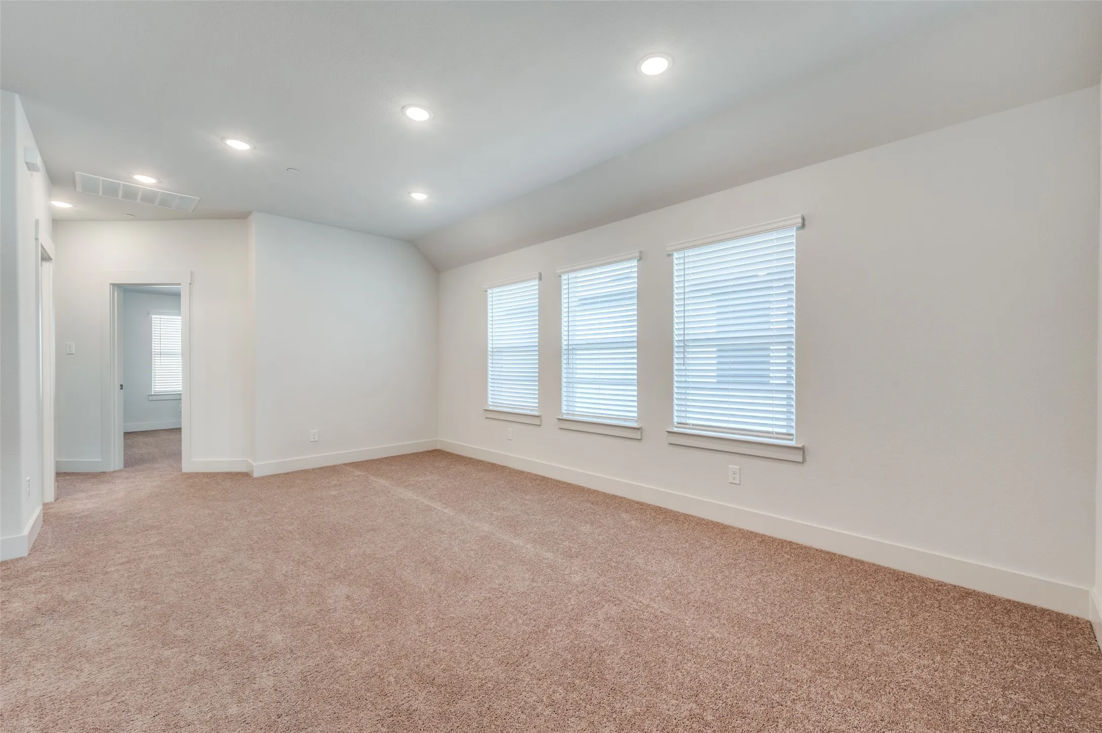 Townhouse For Sale in Denton County , 4553 Lamplights Drive, Celina, Texas 75078, 3 Bedrooms, 3 Bathrooms, 2 Garage spaces, 2,249 Sqft, built in 2024, New Construction - Complete, Price $397,900, mls#20987303, Real Estate Agent in Celina, Homes For Sale in Denton county, Homes For Sale in Celina, Realtor in Celina Texas, Real Estate Brokerage Independent Realty Texas, Luminita Cordes Realtor