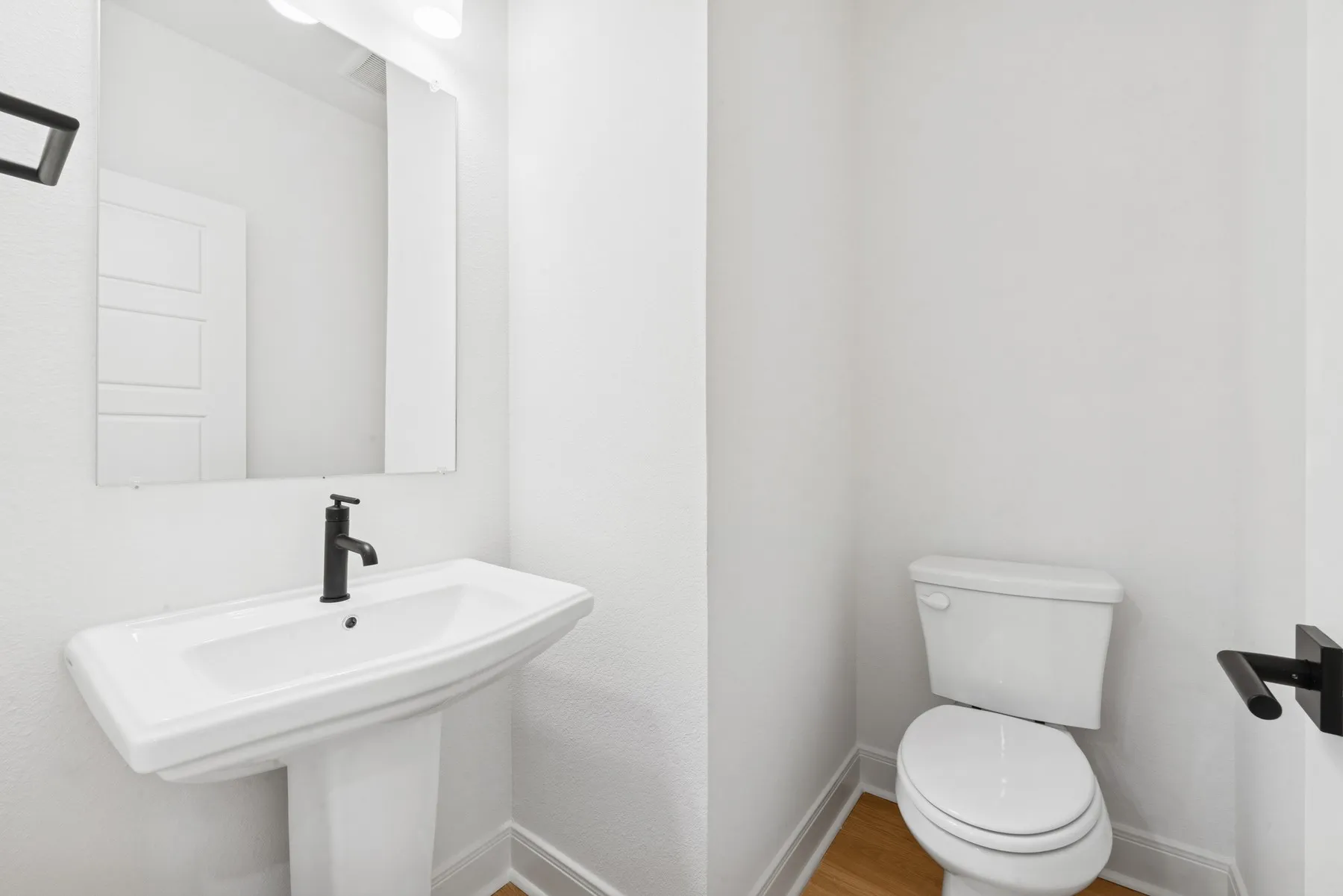 Townhouse For Sale in Dallas County , 4839 Fuller Court 701, Irving, Texas 75038, 3 Bedroom, 4 Bathroom, 2 Garage spaces, 2,389 Sqft, built in 2025, mls#20989790, Real Estate Agent in Irving, Homes For Sale in Dallas county, Homes For Sale in Irving, Realtor in Irving Texas, Real Estate Brokerage Independent Realty Texas, Luminita Cordes Realtor