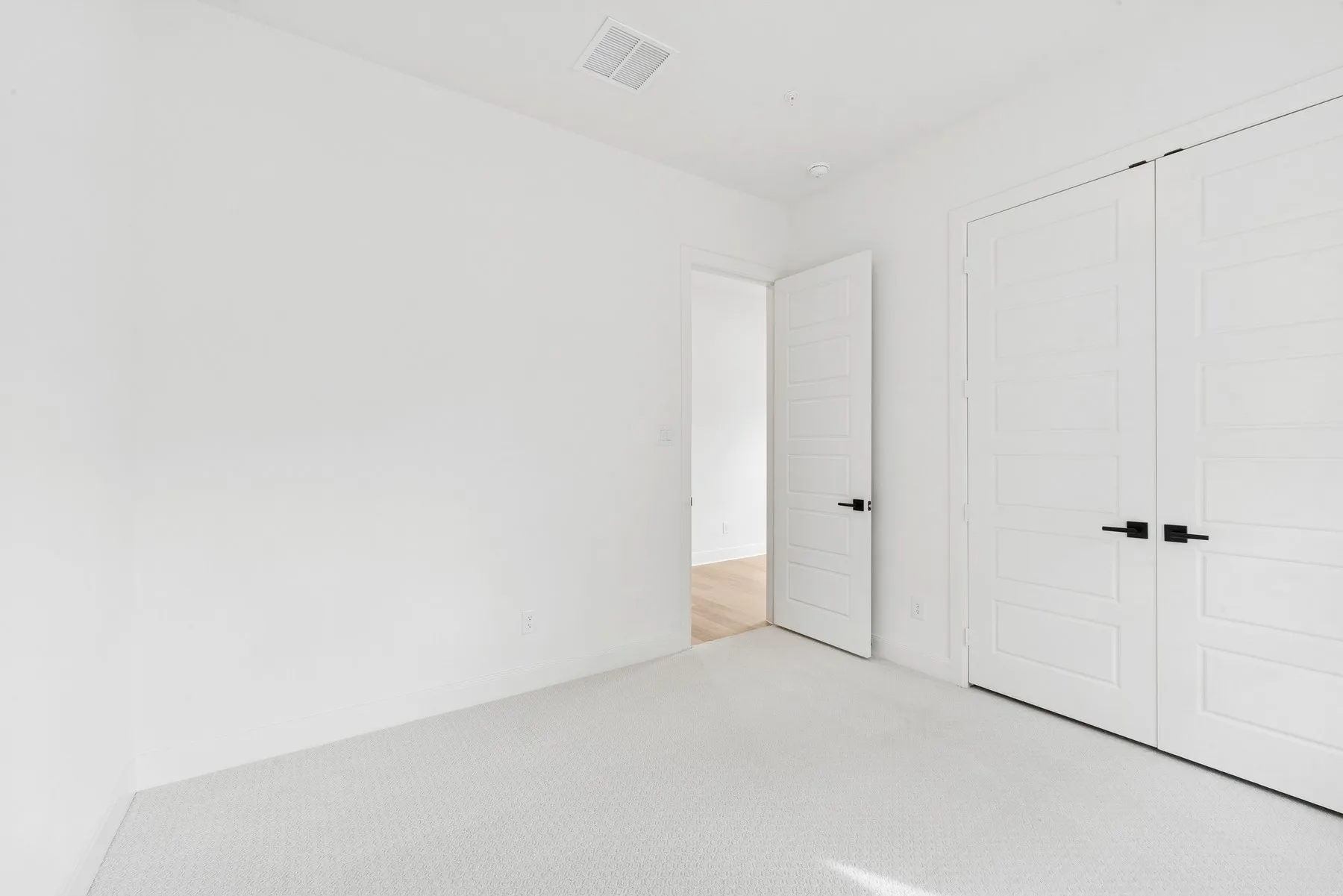 Townhouse For Sale in Dallas County , 4839 Fuller Court 701, Irving, Texas 75038, 3 Bedroom, 4 Bathroom, 2 Garage spaces, 2,389 Sqft, built in 2025, mls#20989790, Real Estate Agent in Irving, Homes For Sale in Dallas county, Homes For Sale in Irving, Realtor in Irving Texas, Real Estate Brokerage Independent Realty Texas, Luminita Cordes Realtor