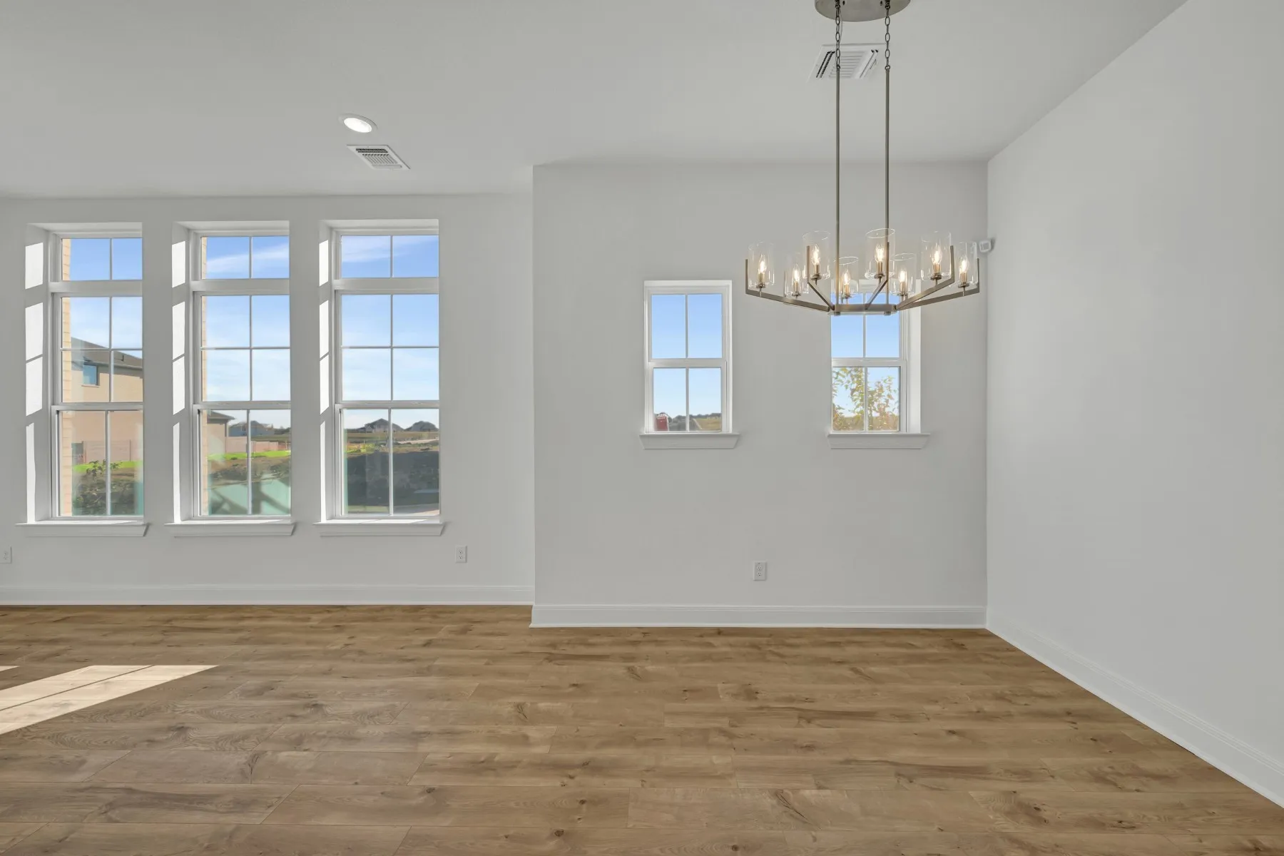 Single Family Residence For Sale in Collin County , 4716 Maxwell Drive, Mc Kinney, Texas 75071, 3 Bedroom, 3 Bathroom, 2 Garage spaces, 1,755 Sqft, built in 2025, New Construction - Complete, mls#20990978, Real Estate Agent in Mc Kinney, Homes For Sale in Collin county, Homes For Sale in Mc Kinney, Realtor in Mc Kinney Texas, Real Estate Brokerage Independent Realty Texas, Luminita Cordes Realtor