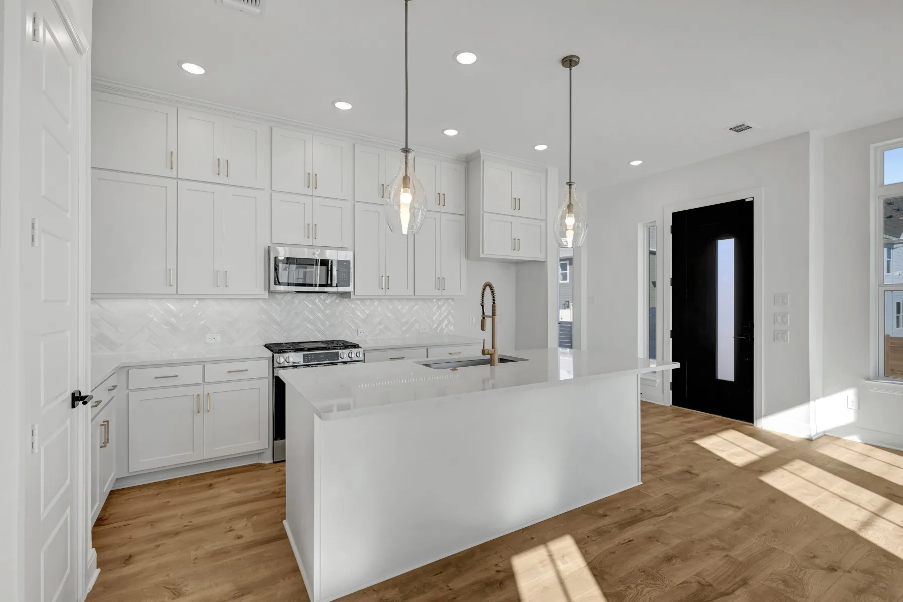 Single Family Residence For Sale in Collin County , 4716 Maxwell Drive, Mc Kinney, Texas 75071, 3 Bedroom, 3 Bathroom, 2 Garage spaces, 1,755 Sqft, built in 2025, New Construction - Complete, mls#20990978, Real Estate Agent in Mc Kinney, Homes For Sale in Collin county, Homes For Sale in Mc Kinney, Realtor in Mc Kinney Texas, Real Estate Brokerage Independent Realty Texas, Luminita Cordes Realtor