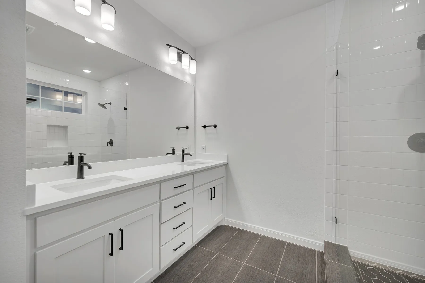 Single Family Residence For Sale in Collin County , 4716 Maxwell Drive, Mc Kinney, Texas 75071, 3 Bedroom, 3 Bathroom, 2 Garage spaces, 1,755 Sqft, built in 2025, New Construction - Complete, mls#20990978, Real Estate Agent in Mc Kinney, Homes For Sale in Collin county, Homes For Sale in Mc Kinney, Realtor in Mc Kinney Texas, Real Estate Brokerage Independent Realty Texas, Luminita Cordes Realtor