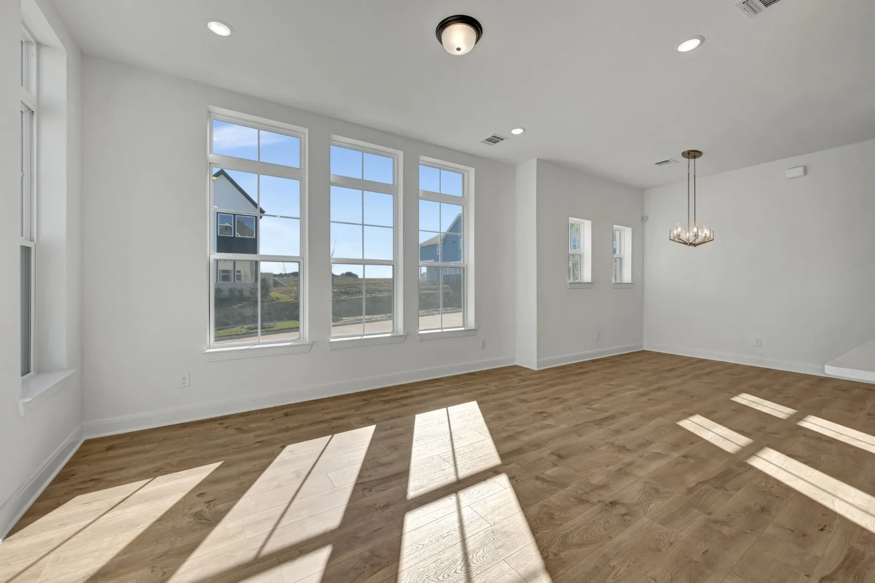 Single Family Residence For Sale in Collin County , 4716 Maxwell Drive, Mc Kinney, Texas 75071, 3 Bedroom, 3 Bathroom, 2 Garage spaces, 1,755 Sqft, built in 2025, New Construction - Complete, mls#20990978, Real Estate Agent in Mc Kinney, Homes For Sale in Collin county, Homes For Sale in Mc Kinney, Realtor in Mc Kinney Texas, Real Estate Brokerage Independent Realty Texas, Luminita Cordes Realtor