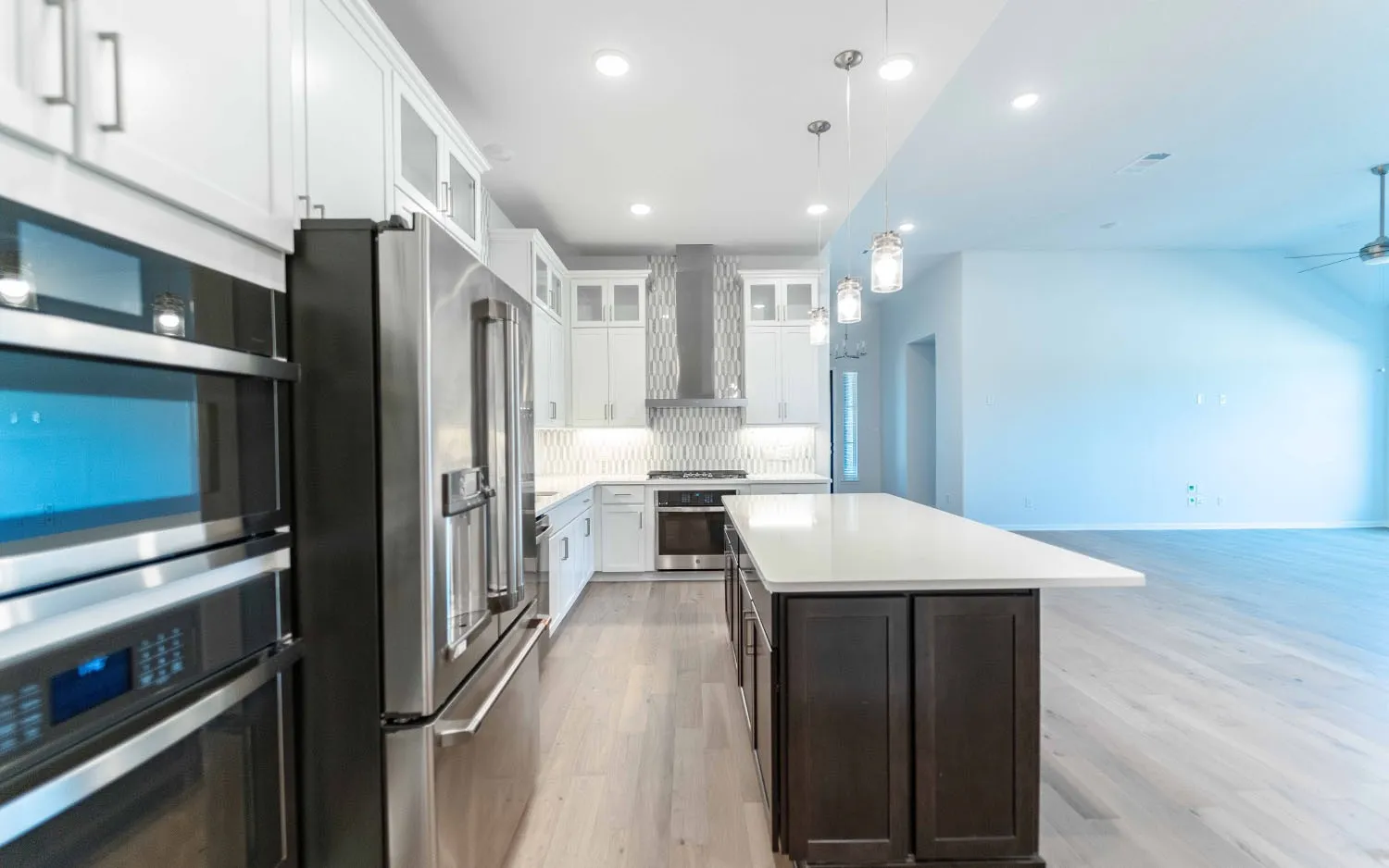 Single Family Residence For Sale in Dallas County , 2033 Blue Moon Bay, Mesquite, Texas 75181, 5 Bedrooms, 3 Bathrooms, 2 Garage spaces, 2,778 Sqft, built in 2025, New Construction - Complete, Price $539,178, mls#20992155, Real Estate Agent in Mesquite, Homes For Sale in Dallas county, Homes For Sale in Mesquite, Realtor in Mesquite Texas, Real Estate Brokerage Independent Realty Texas, Luminita Cordes Realtor