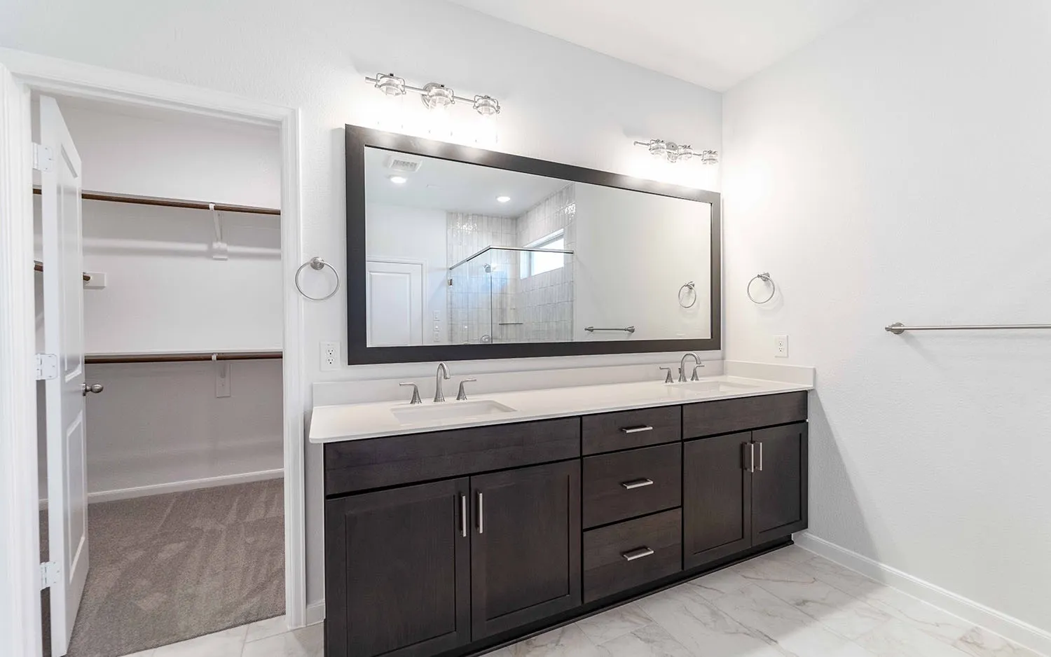 Single Family Residence For Sale in Dallas County , 2033 Blue Moon Bay, Mesquite, Texas 75181, 5 Bedrooms, 3 Bathrooms, 2 Garage spaces, 2,778 Sqft, built in 2025, New Construction - Complete, Price $539,178, mls#20992155, Real Estate Agent in Mesquite, Homes For Sale in Dallas county, Homes For Sale in Mesquite, Realtor in Mesquite Texas, Real Estate Brokerage Independent Realty Texas, Luminita Cordes Realtor