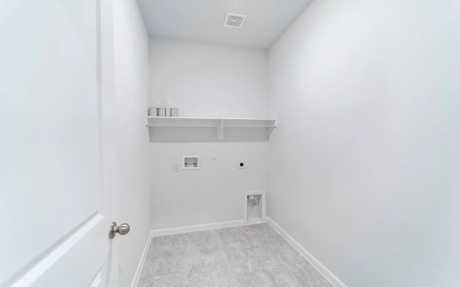 Single Family Residence For Sale in Dallas County , 2033 Blue Moon Bay, Mesquite, Texas 75181, 5 Bedrooms, 3 Bathrooms, 2 Garage spaces, 2,778 Sqft, built in 2025, New Construction - Complete, Price $539,178, mls#20992155, Real Estate Agent in Mesquite, Homes For Sale in Dallas county, Homes For Sale in Mesquite, Realtor in Mesquite Texas, Real Estate Brokerage Independent Realty Texas, Luminita Cordes Realtor