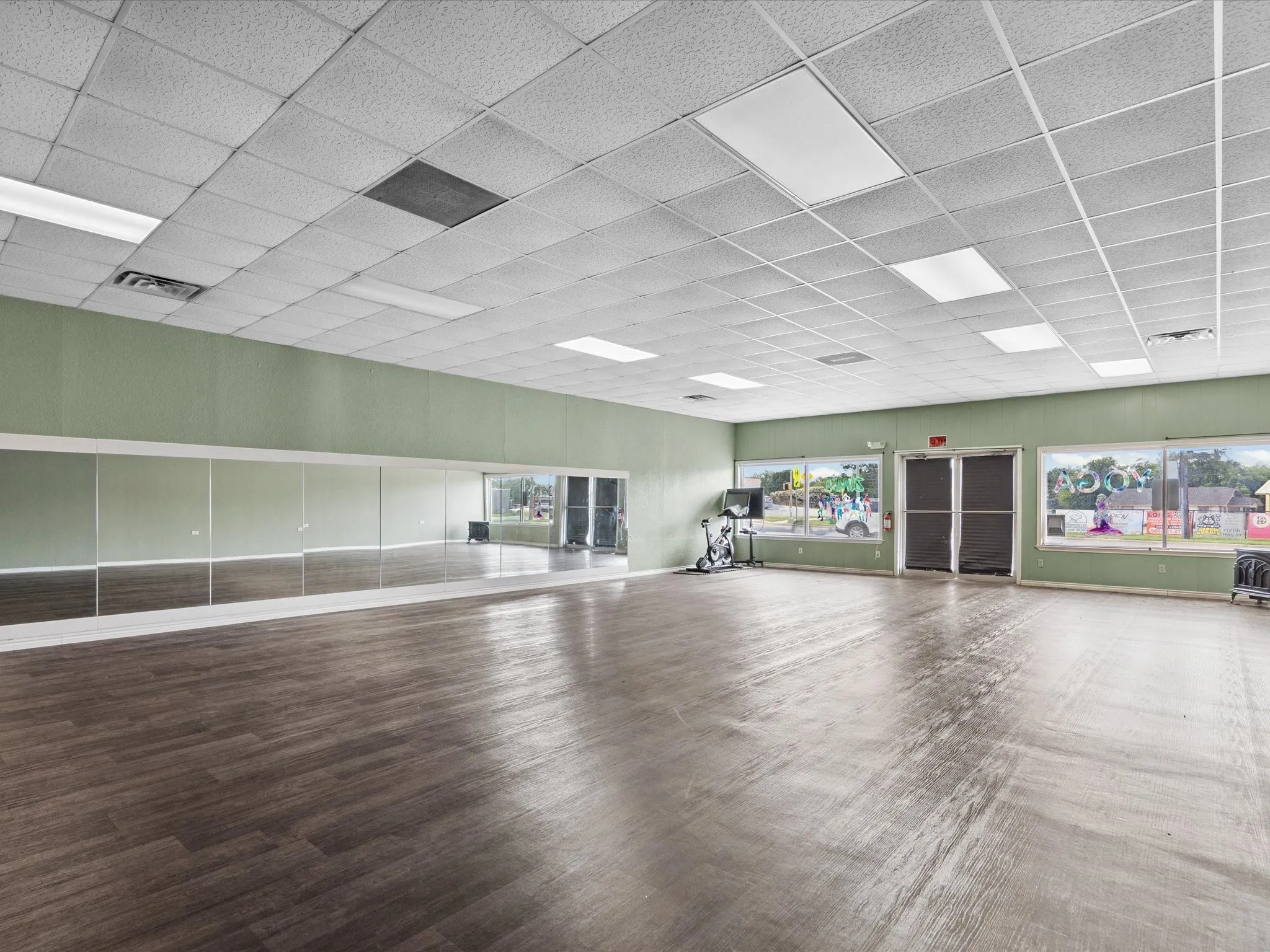 Business For Sale in Montague County , 413 E Wise Street, Bowie, Texas 76230, 0, 0, Garage spaces, 0 Sqft, built in 1998, Preowned, mls#20992088, Real Estate Agent in Bowie, Homes For Sale in Montague county, Homes For Sale in Bowie, Realtor in Bowie Texas, Real Estate Brokerage Independent Realty Texas, Luminita Cordes Realtor