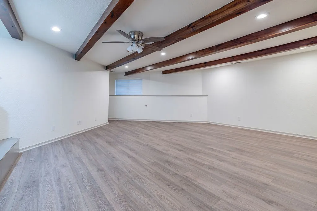Single Family Residence For Sale in Grayson County , 598 Stagecoach Trail, Denison, Texas 75021, 3 Bedroom, 2 Bathroom, Garage spaces, 3,282 Sqft, built in 1981, Price $550,000, mls#20993308, Real Estate Agent in Denison, Homes For Sale in Grayson county, Homes For Sale in Denison, Realtor in Denison Texas, Real Estate Brokerage Independent Realty Texas, Luminita Cordes Realtor