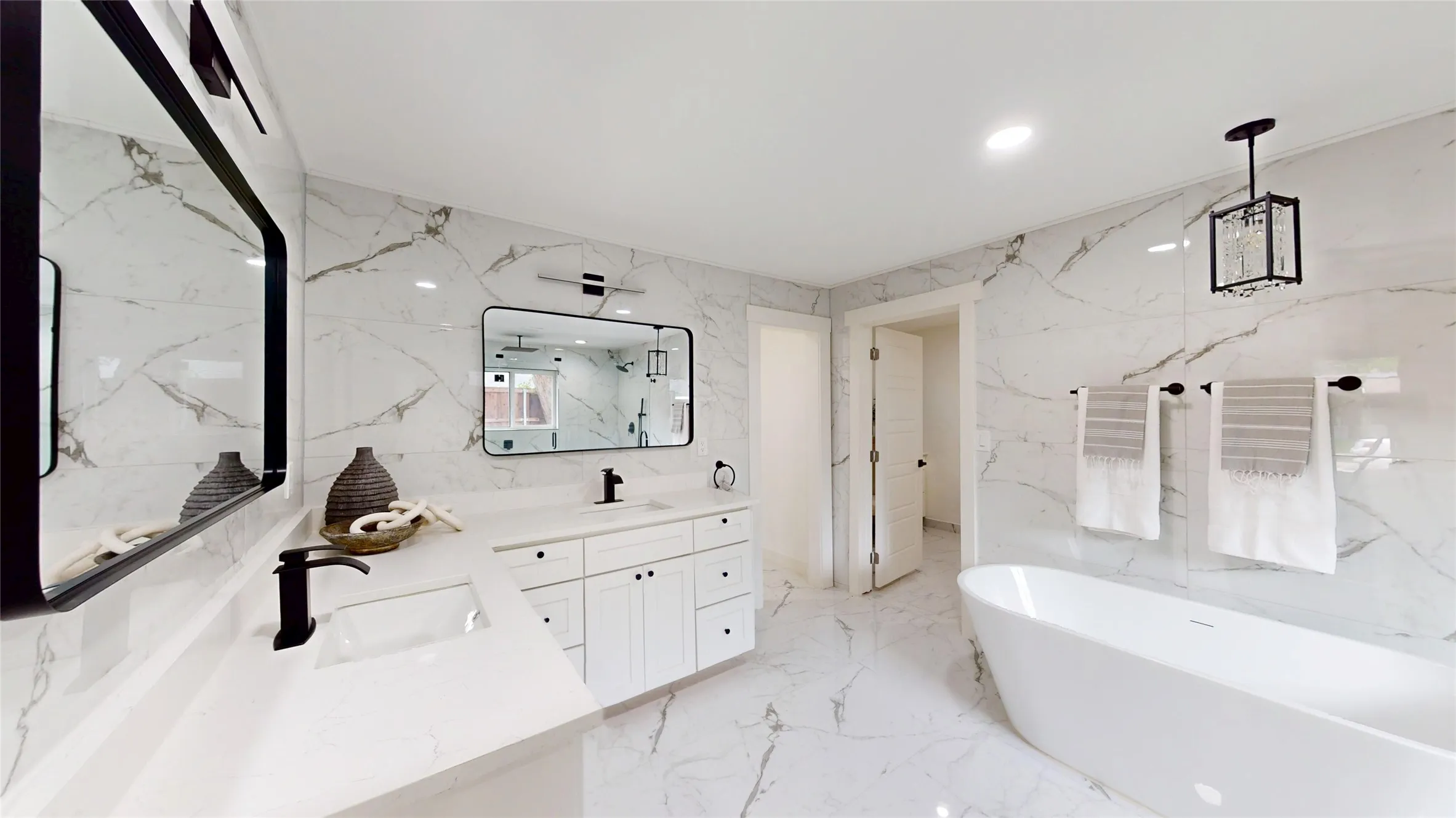 Single Family Residence For Sale in Dallas County , 7126 Edgerton Drive, Dallas, Texas 75231, 4 Bedroom, 4 Bathroom, Garage spaces, 2,570 Sqft, built in 1955, Preowned, mls#20990332, Real Estate Agent in Dallas, Homes For Sale in Dallas county, Homes For Sale in Dallas, Realtor in Dallas Texas, Real Estate Brokerage Independent Realty Texas, Luminita Cordes Realtor