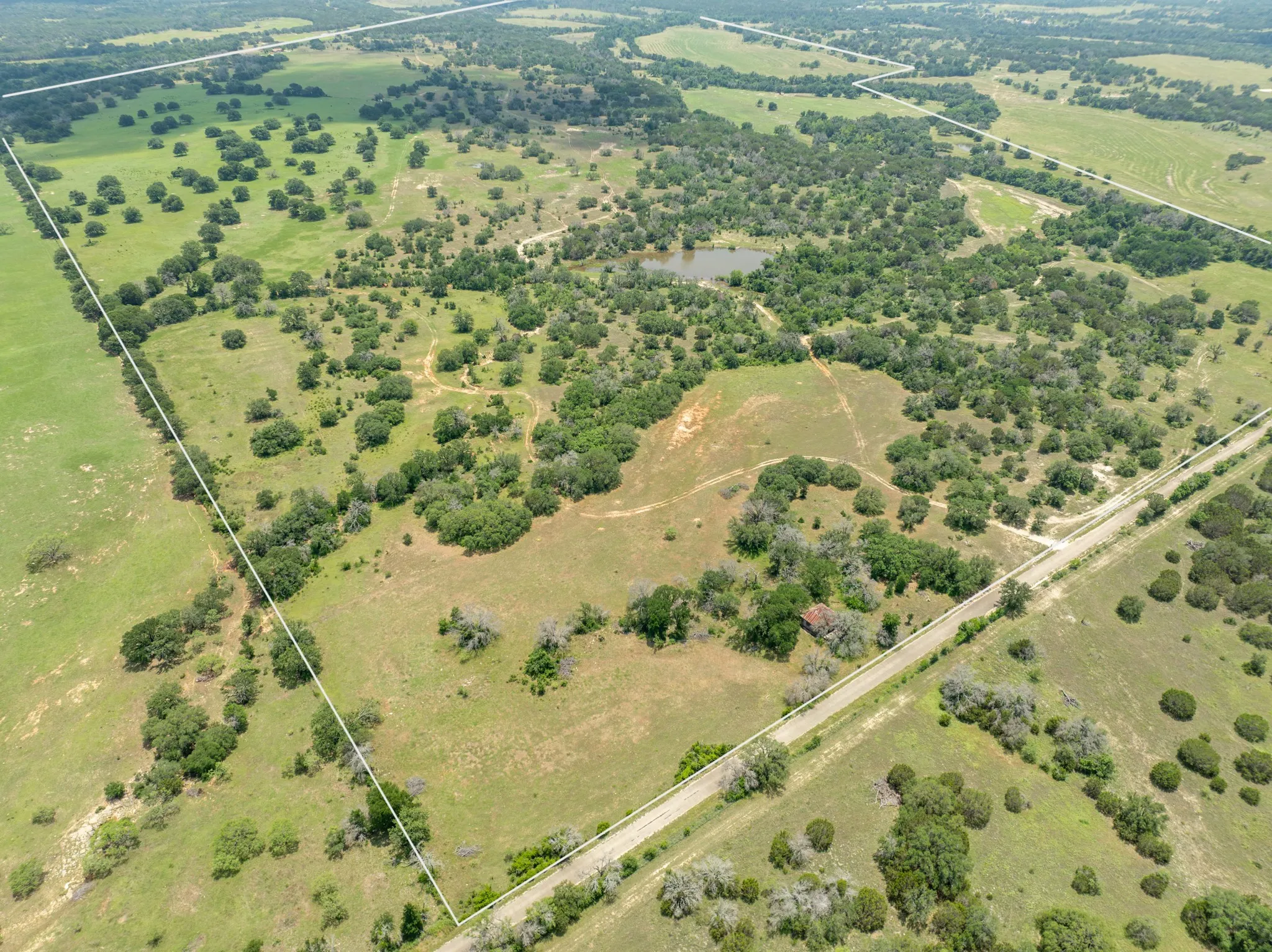 Farm For Sale in Coryell County , 5315 Fm 932, Jonesboro, Texas 76538, 3 Bedrooms, 2 Bathrooms, 2 Garage spaces, 1,812 Sqft, built in 1966, Preowned, Price $4,999,500, mls#20993775, Real Estate Agent in Jonesboro, Homes For Sale in Coryell county, Homes For Sale in Jonesboro, Realtor in Jonesboro Texas, Real Estate Brokerage Independent Realty Texas, Luminita Cordes Realtor