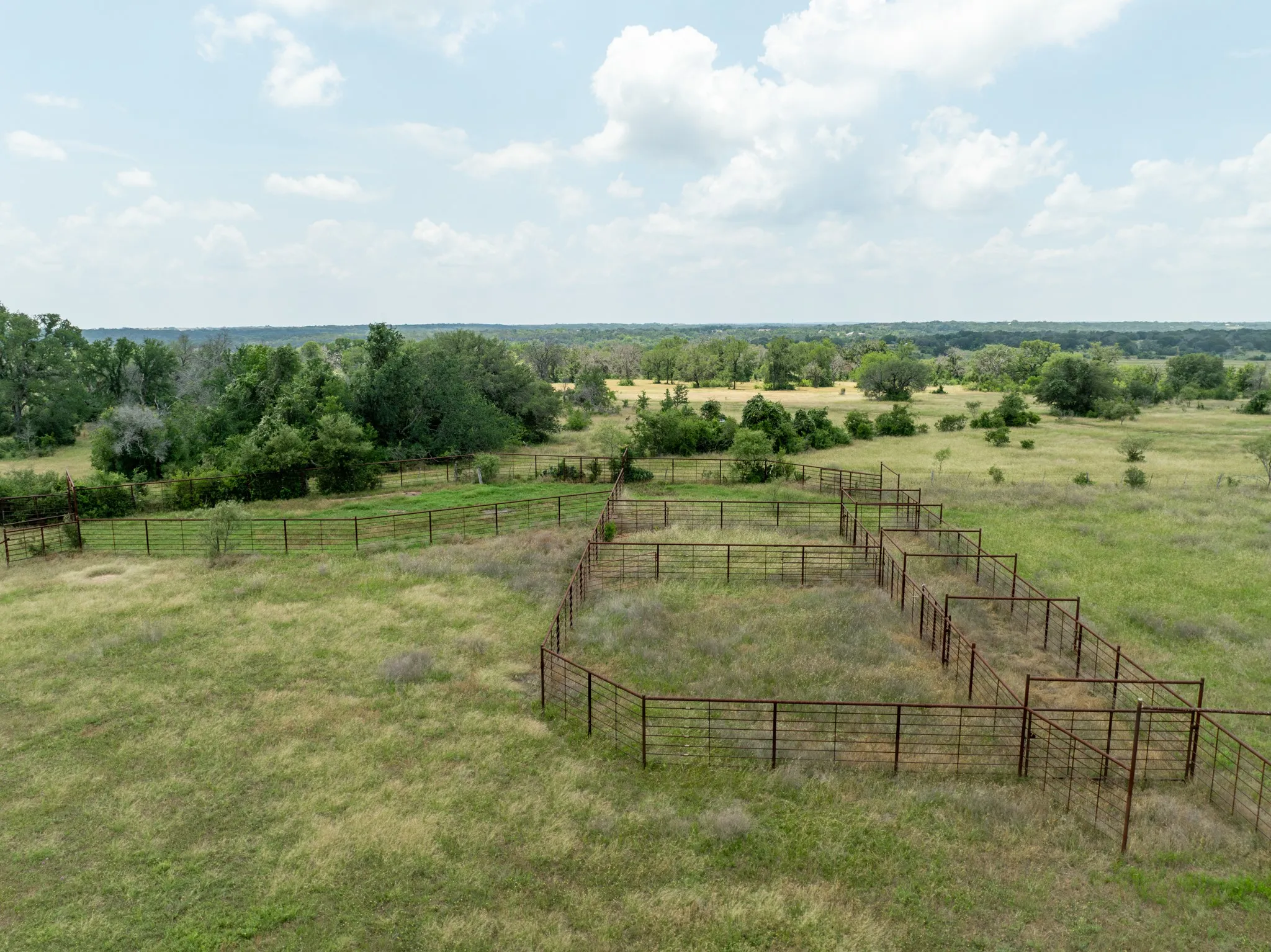 Farm For Sale in Coryell County , 5315 Fm 932, Jonesboro, Texas 76538, 3 Bedrooms, 2 Bathrooms, 2 Garage spaces, 1,812 Sqft, built in 1966, Preowned, Price $4,999,500, mls#20993775, Real Estate Agent in Jonesboro, Homes For Sale in Coryell county, Homes For Sale in Jonesboro, Realtor in Jonesboro Texas, Real Estate Brokerage Independent Realty Texas, Luminita Cordes Realtor