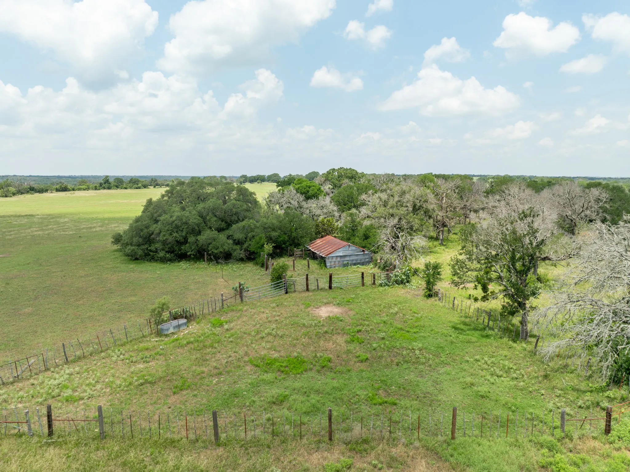 Farm For Sale in Coryell County , 5315 Fm 932, Jonesboro, Texas 76538, 3 Bedrooms, 2 Bathrooms, 2 Garage spaces, 1,812 Sqft, built in 1966, Preowned, Price $4,999,500, mls#20993775, Real Estate Agent in Jonesboro, Homes For Sale in Coryell county, Homes For Sale in Jonesboro, Realtor in Jonesboro Texas, Real Estate Brokerage Independent Realty Texas, Luminita Cordes Realtor