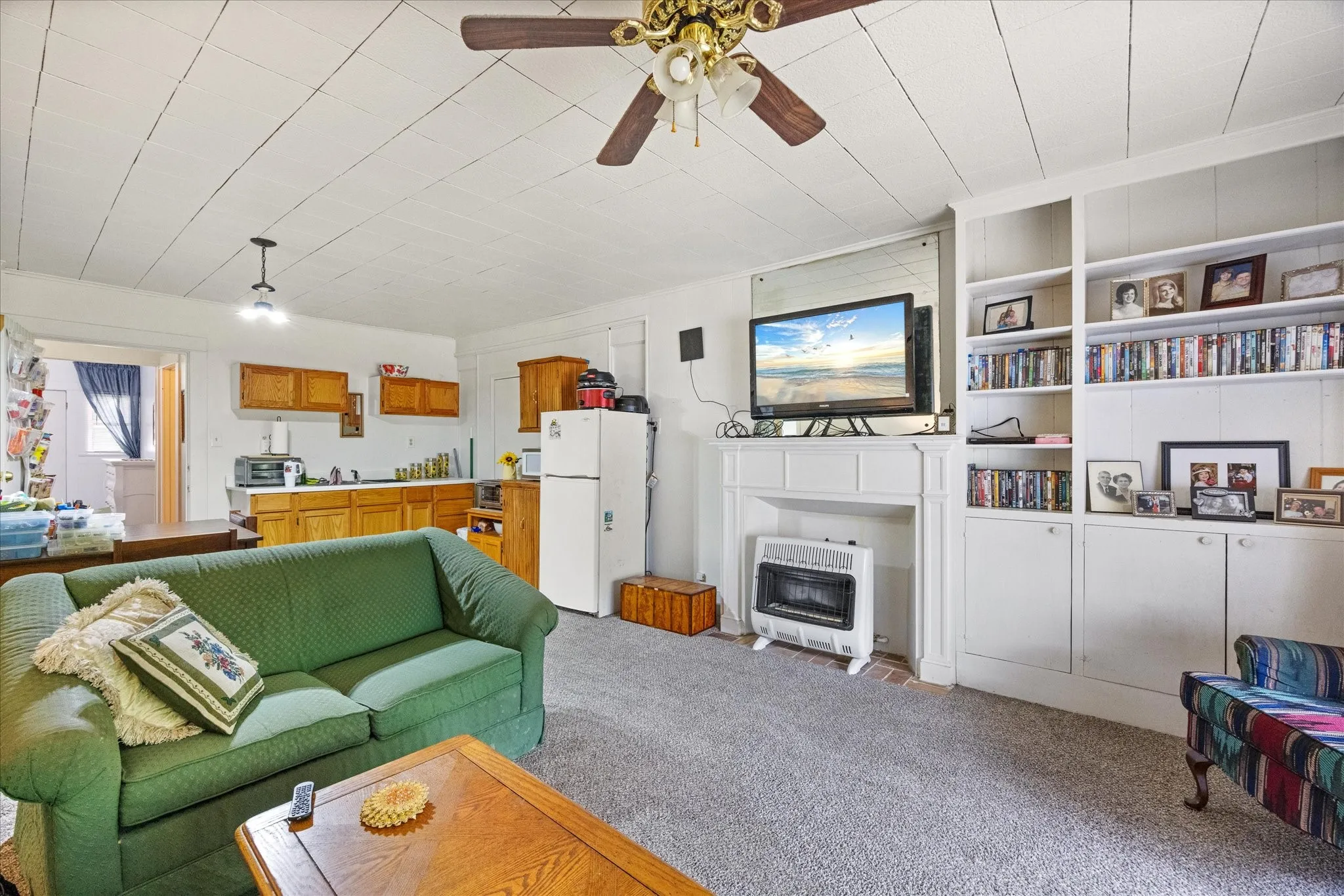 Office For Sale in Somervell County , 300 E Elm Street, Glen Rose, Texas 76043, 0, 0, Garage spaces, 0 Sqft, built in 1940, Preowned, Price $800,000, mls#20991676, Real Estate Agent in Glen Rose, Homes For Sale in Somervell county, Homes For Sale in Glen Rose, Realtor in Glen Rose Texas, Real Estate Brokerage Independent Realty Texas, Luminita Cordes Realtor