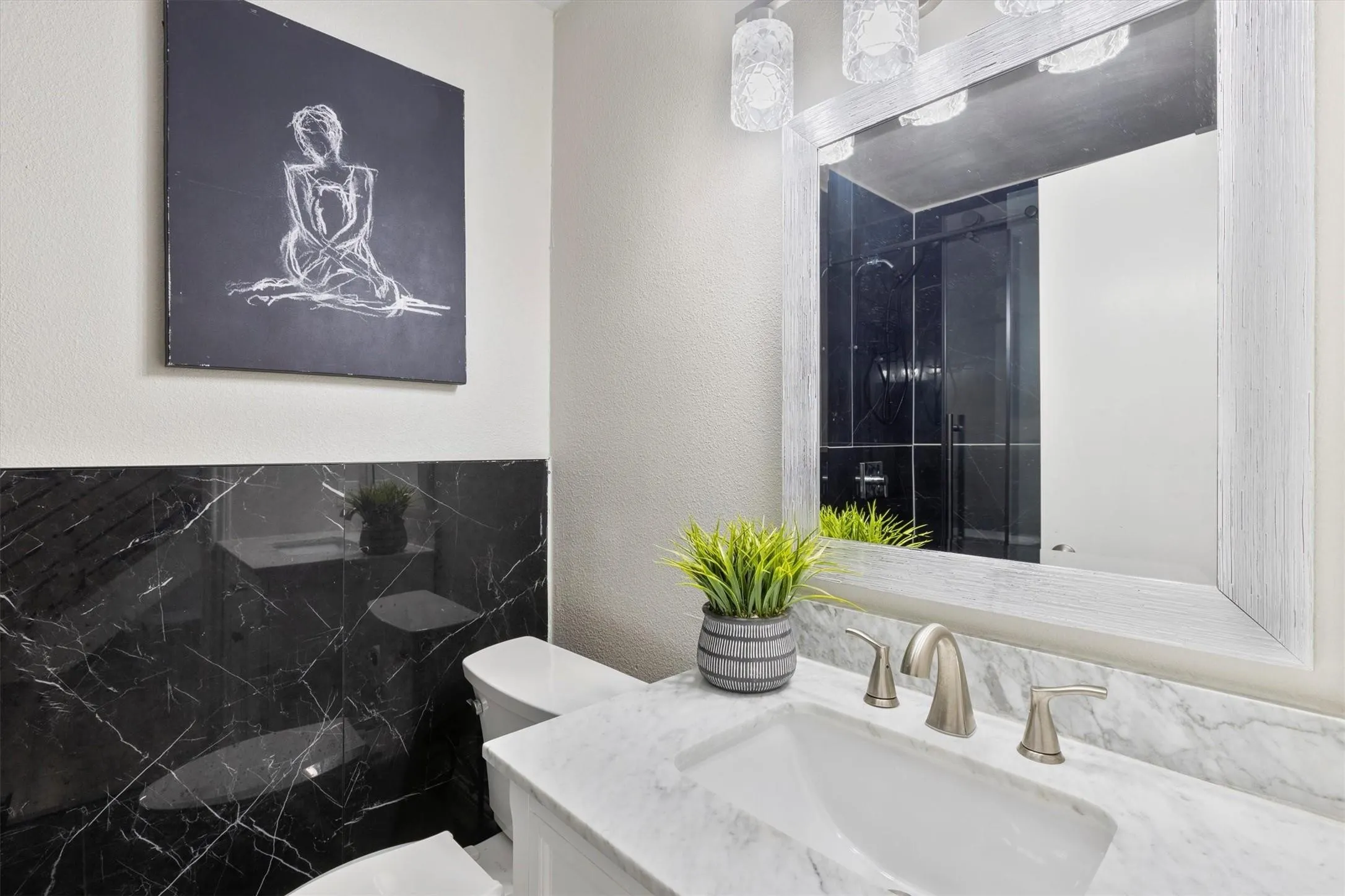 1614 Aurora Dr Richardson TX 75081 - Bathroom
