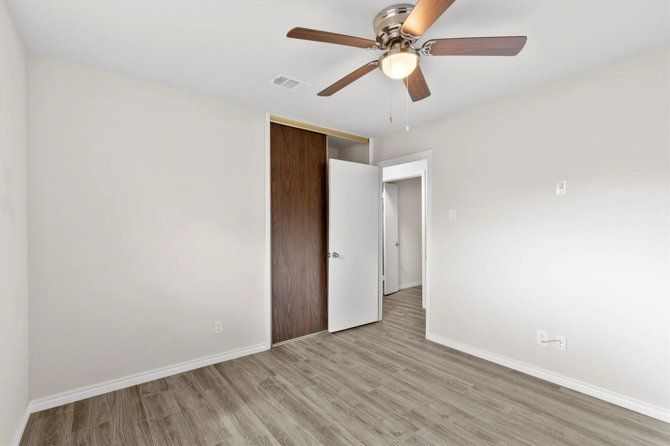 1614 Aurora Dr Richardson TX 75081 - Bedroom
