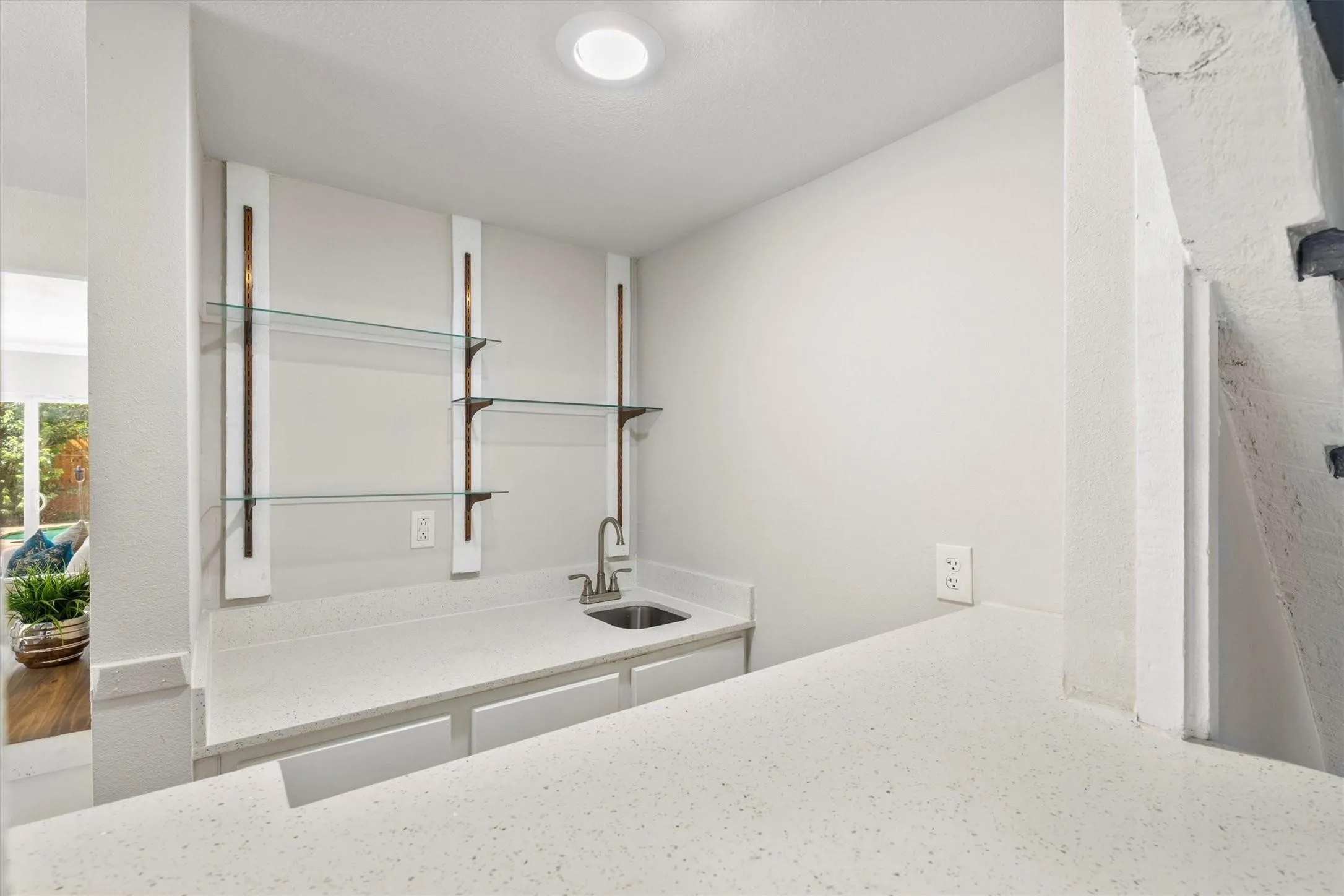 1614 Aurora Dr Richardson TX 75081 - Kitchen
