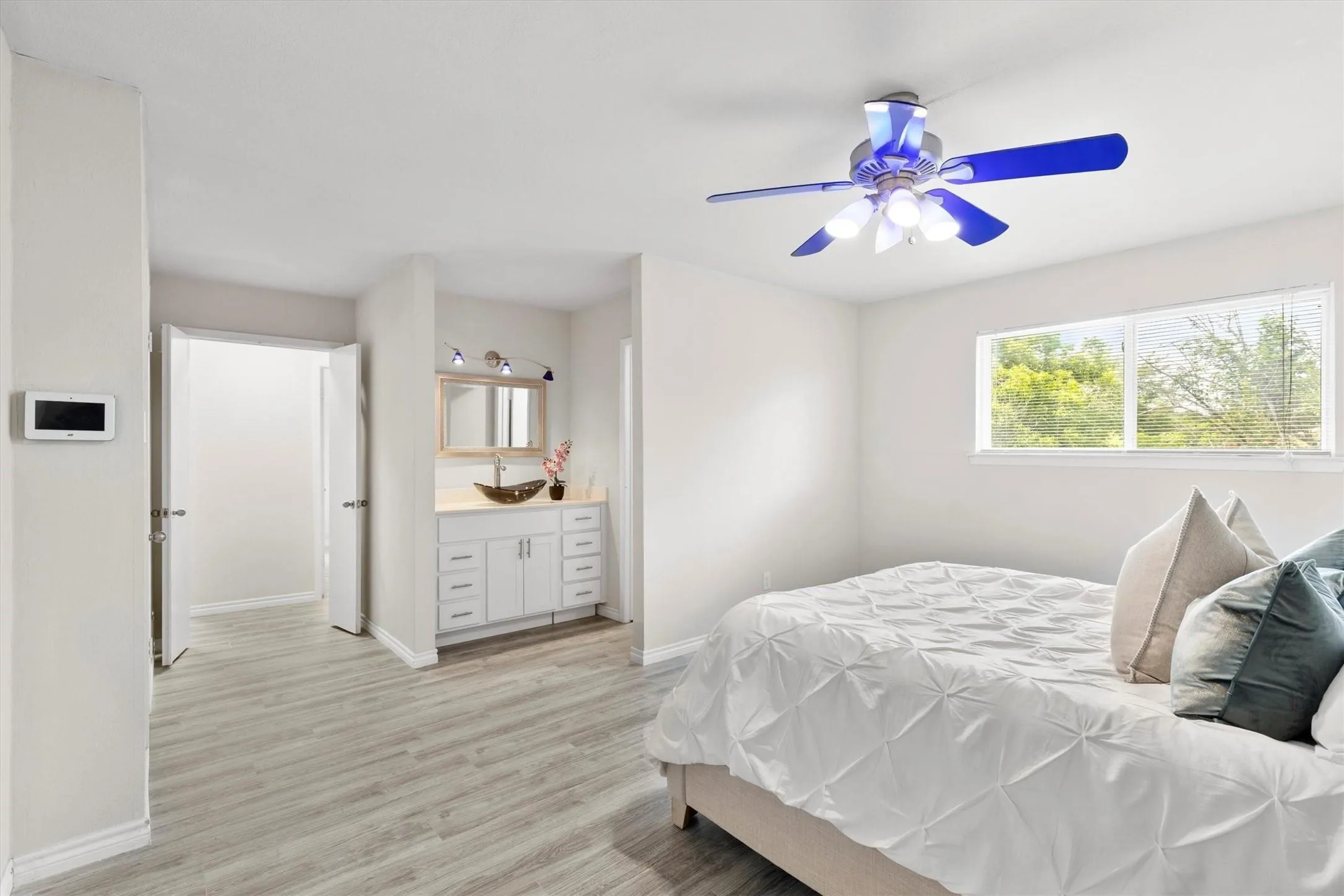 1614 Aurora Dr Richardson TX 75081 - Bedroom
