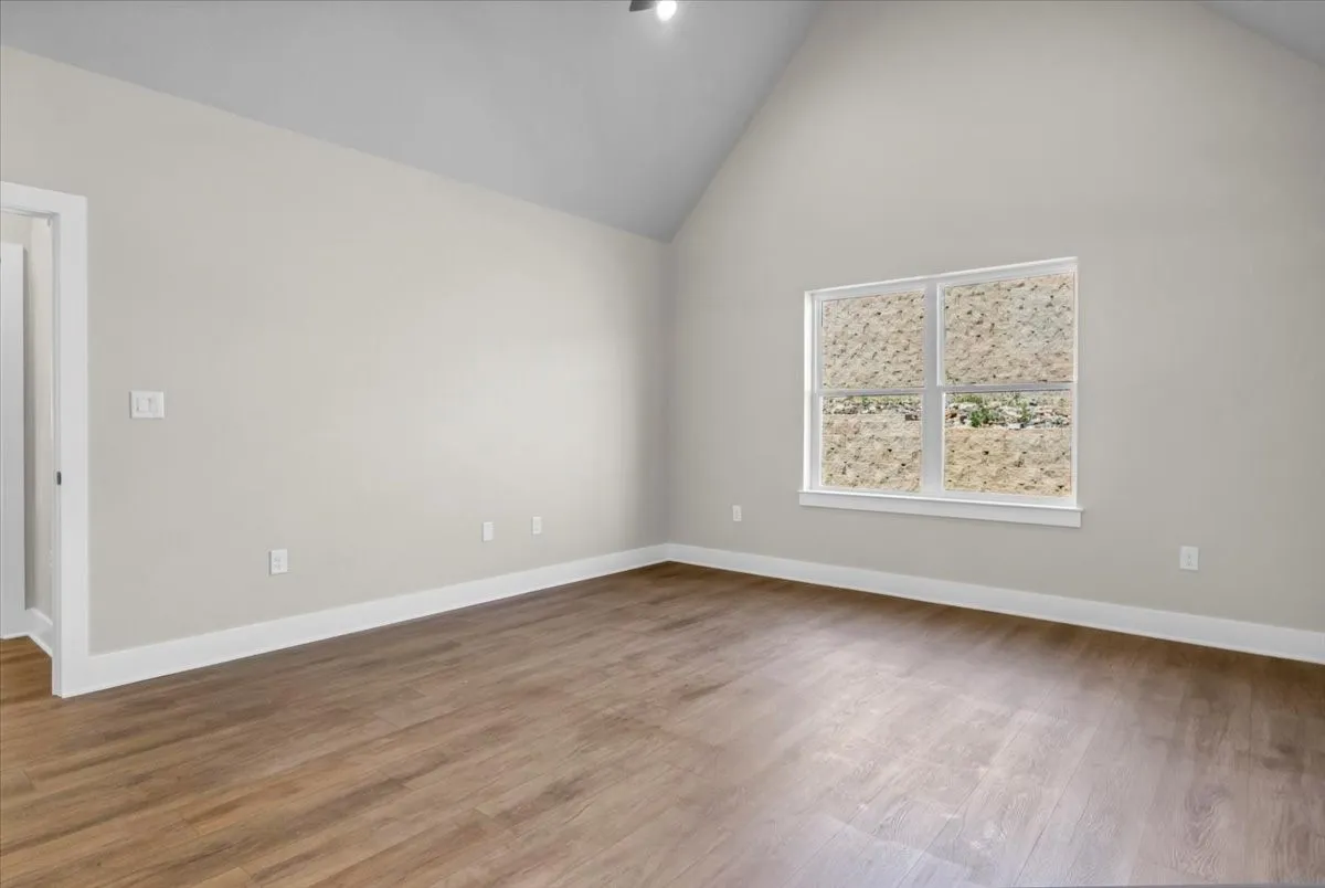 Single Family Residence For Sale in Smith County , 1001 Mallard Drive, Lindale, Texas 75771, 4 Bedroom, 3 Bathroom, 2 Garage spaces, 2,462 Sqft, built in 2024, New Construction - Complete, mls#20994076, Real Estate Agent in Lindale, Homes For Sale in Smith county, Homes For Sale in Lindale, Realtor in Lindale Texas, Real Estate Brokerage Independent Realty Texas, Luminita Cordes Realtor