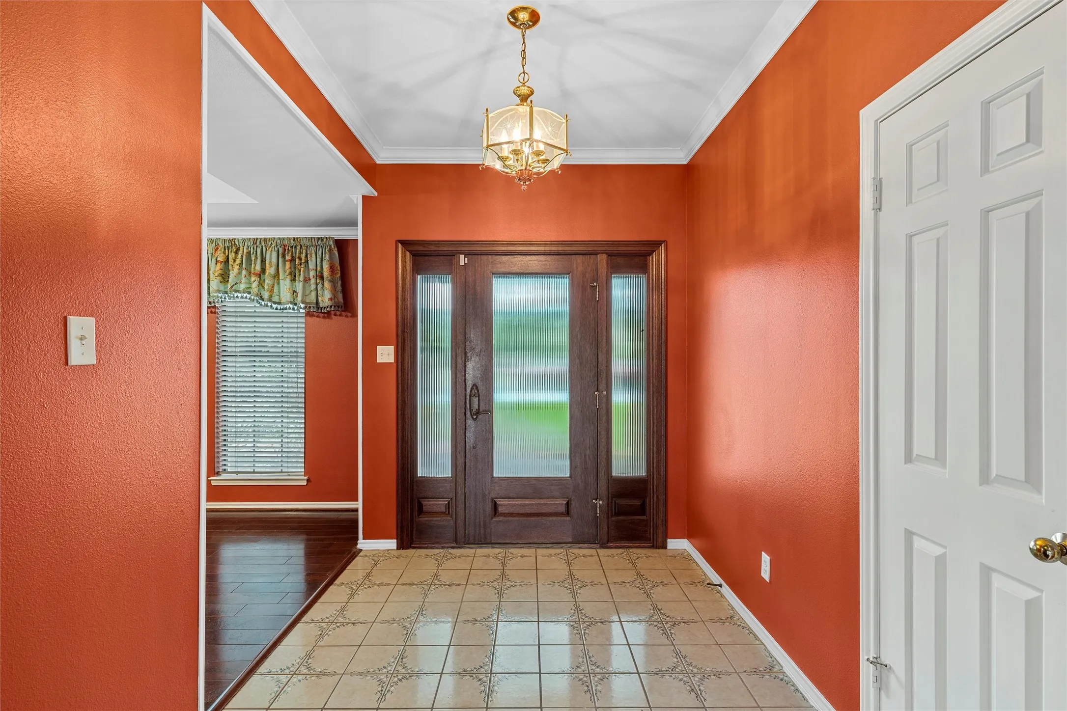 Single Family Residence For Sale in Mc Lennan County , 8216 Teakwood Drive, Woodway, Texas 76712, 5 Bedroom, 3 Bathroom, Garage spaces, 3,317 Sqft, built in 1984, mls#20984461, Real Estate Agent in Woodway, Homes For Sale in Mc Lennan county, Homes For Sale in Woodway, Realtor in Woodway Texas, Real Estate Brokerage Independent Realty Texas, Luminita Cordes Realtor