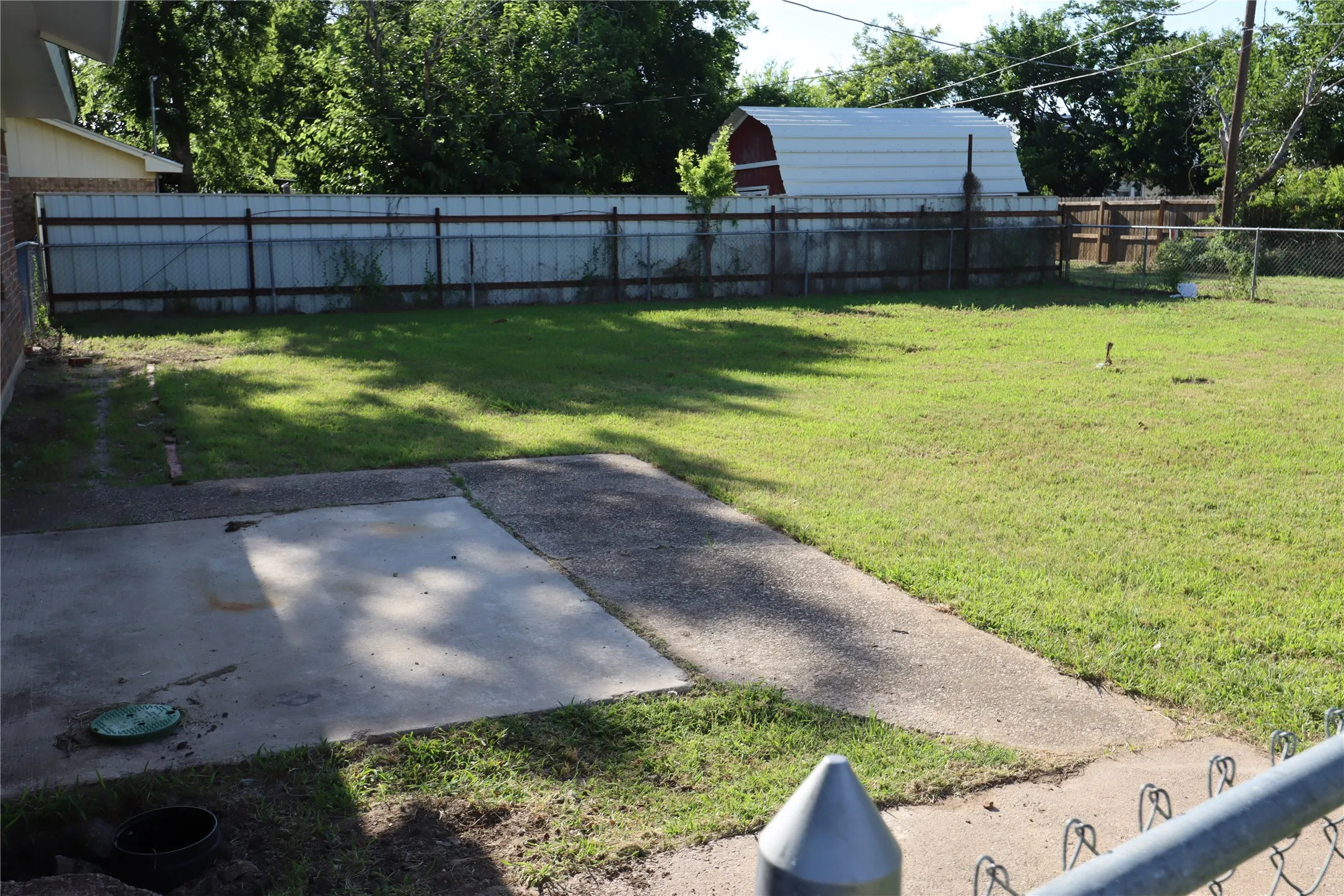 Single Family Residence For Sale in Eastland County , 1223 Meadowbrook Street, Ranger, Texas 76470, 4 Bedrooms, 2 Bathrooms, 2 Garage spaces, 1,288 Sqft, built in 1982, Price $153,000, mls#20994414, Real Estate Agent in Ranger, Homes For Sale in Eastland county, Homes For Sale in Ranger, Realtor in Ranger Texas, Real Estate Brokerage Independent Realty Texas, Luminita Cordes Realtor