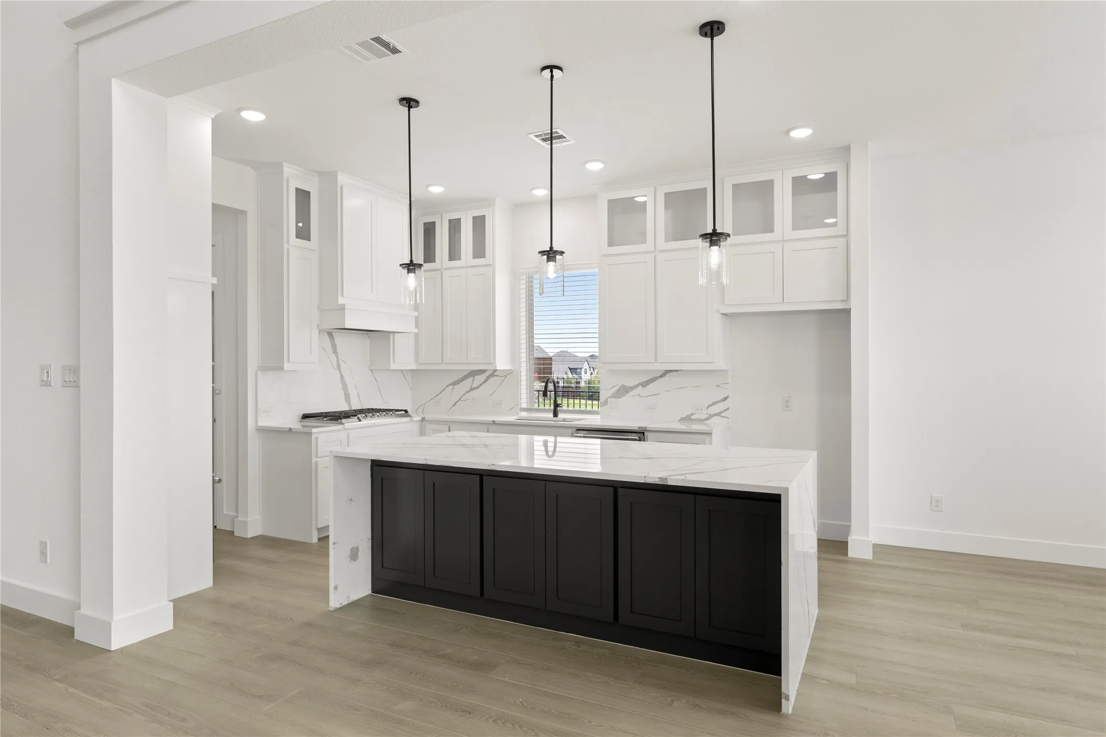 10. 1700 Pepperdine - Kitchen (2)