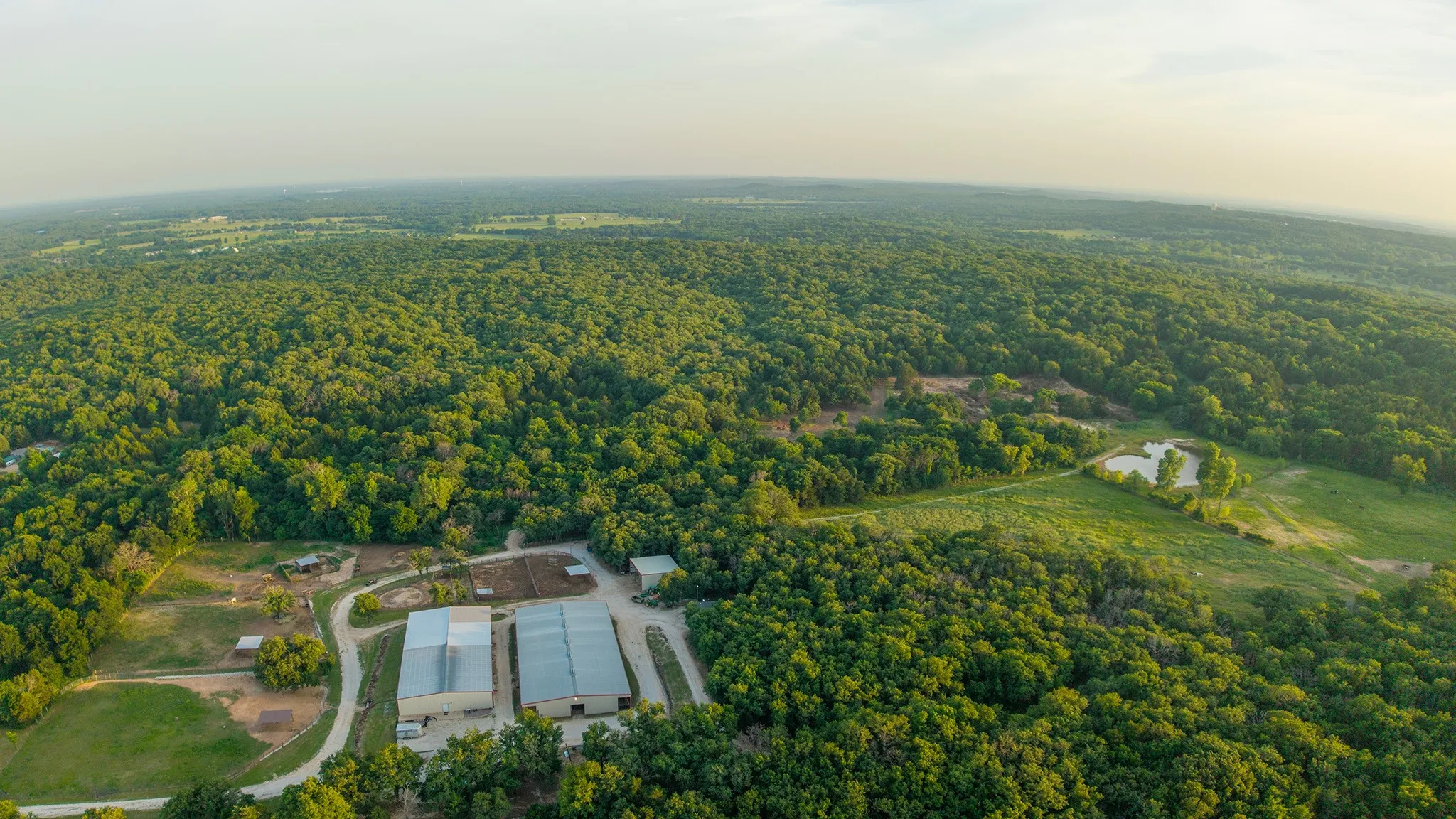 Farm For Sale in Cooke County , 8016 E US HWY 82, Gainesville, Texas 76240, 3 Bedroom, 5 Bathroom, Garage spaces, 1,782 Sqft, built in 2018, mls#20941405, Real Estate Agent in Gainesville, Homes For Sale in Cooke county, Homes For Sale in Gainesville, Realtor in Gainesville Texas, Real Estate Brokerage Independent Realty Texas, Luminita Cordes Realtor