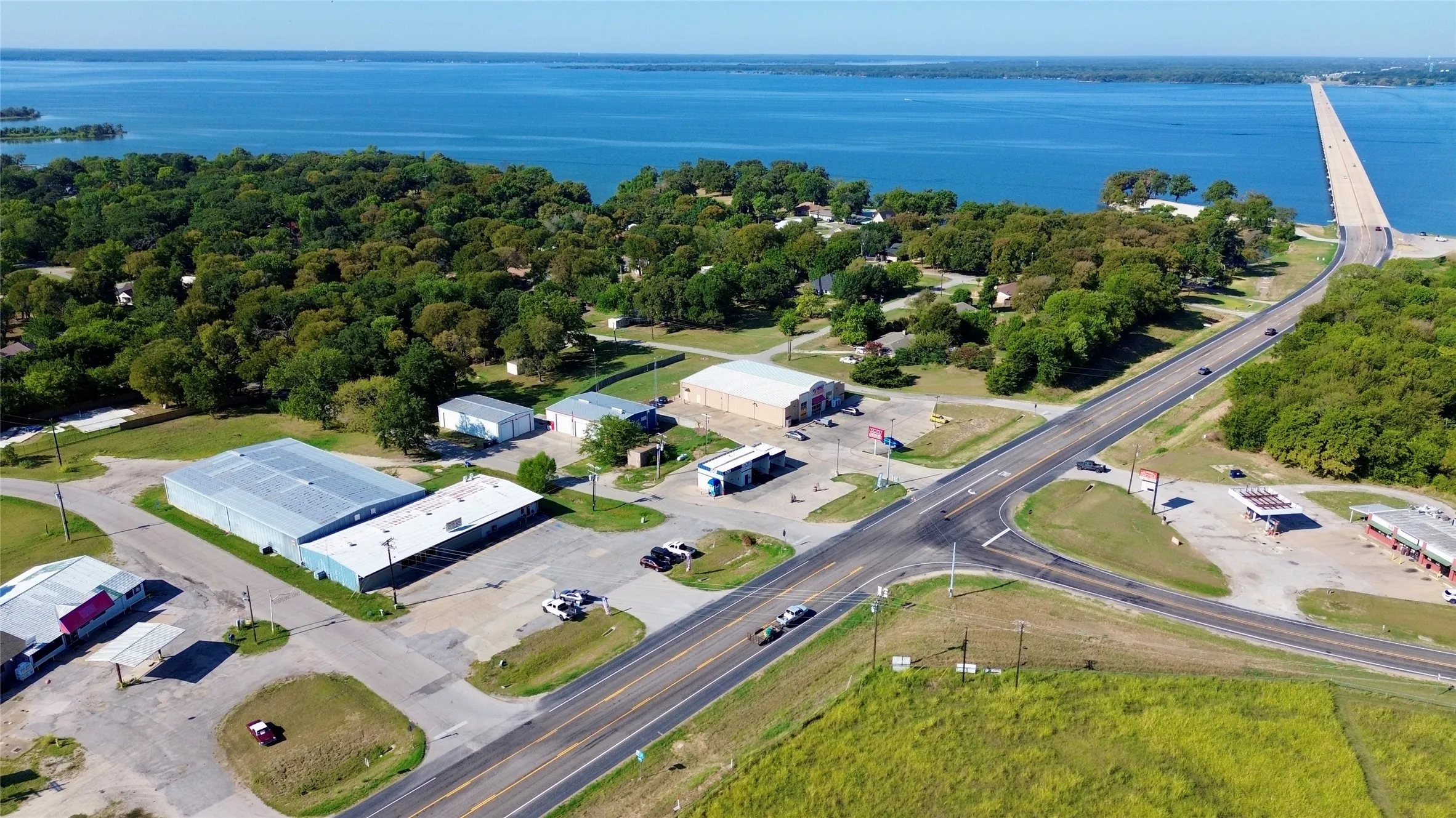 Retail For Rent in Rains County , 462 Hwy 276, East Tawakoni, Texas 75472, 0, 0, Garage spaces, 0 Sqft, built in 1960, Preowned, Price $5,000, mls#20995133, Real Estate Agent in East Tawakoni, Homes For Rent in Rains county, Homes For Rent in East Tawakoni, Realtor in East Tawakoni Texas, Real Estate Brokerage Independent Realty Texas, Luminita Cordes Realtor