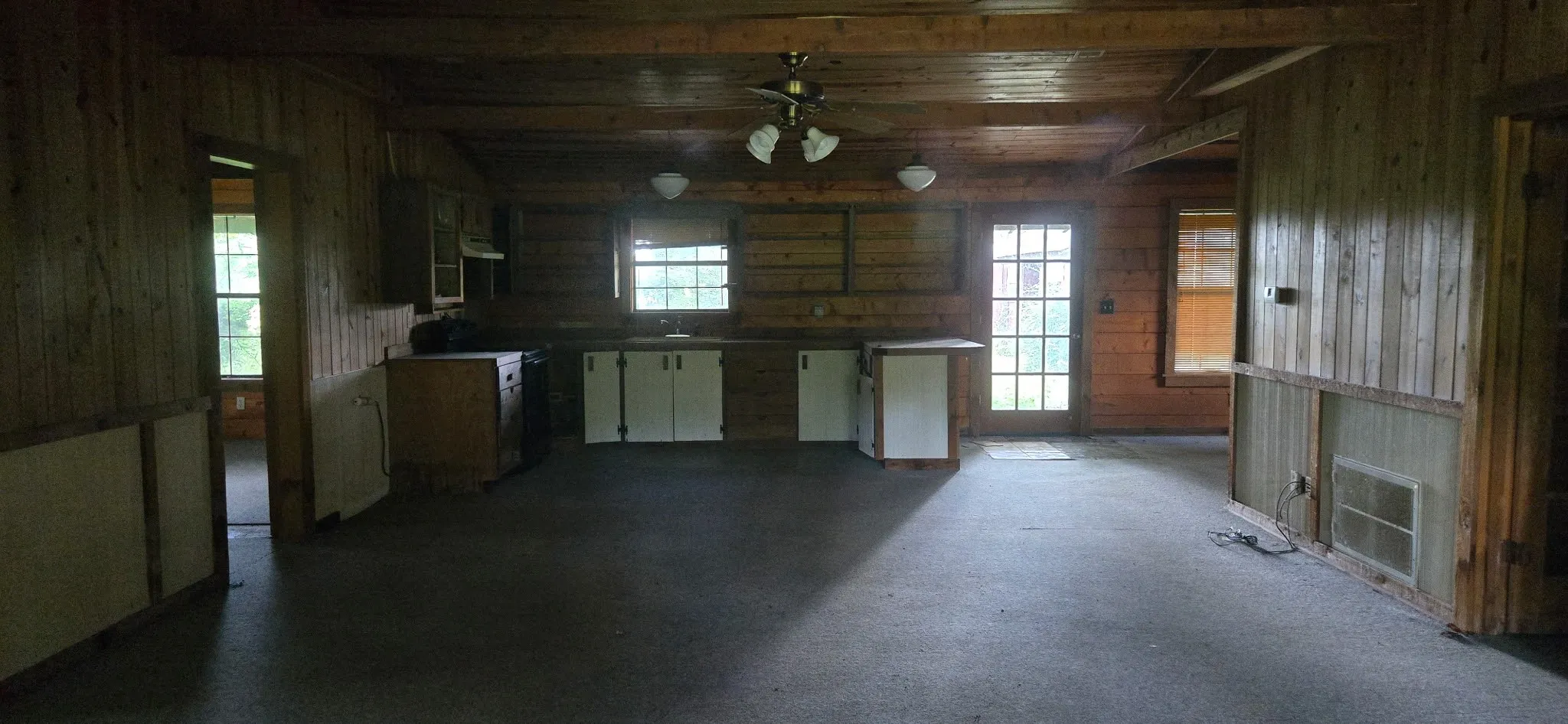 Improved Land For Sale in Henderson County , 12077 County Road 1200, Malakoff, Texas 75148, 0, 0, Garage spaces, 0 Sqft, built in 1986, mls#20995186, Real Estate Agent in Malakoff, Homes For Sale in Henderson county, Homes For Sale in Malakoff, Realtor in Malakoff Texas, Real Estate Brokerage Independent Realty Texas, Luminita Cordes Realtor