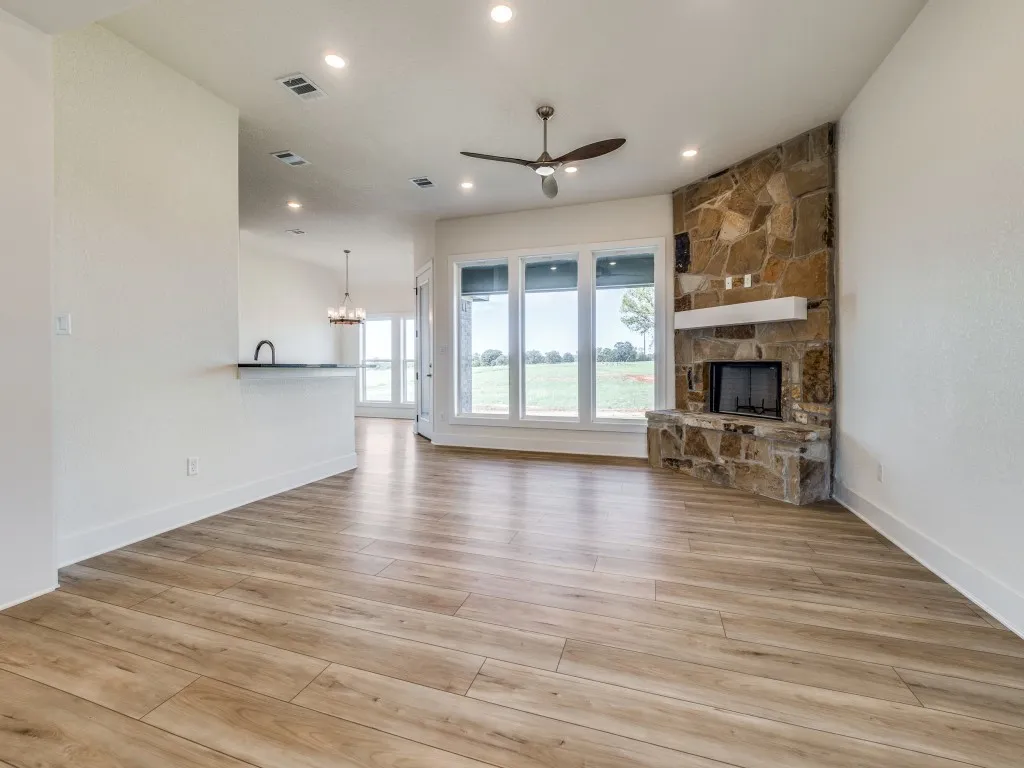 Single Family Residence For Sale in Wise County , 300 County Road 3141, Decatur, Texas 76234, 4 Bedrooms, 3 Bathrooms, 2 Garage spaces, 2,285 Sqft, built in 2023, Price $579,000, mls#20996170, Real Estate Agent in Decatur, Homes For Sale in Wise county, Homes For Sale in Decatur, Realtor in Decatur Texas, Real Estate Brokerage Independent Realty Texas, Luminita Cordes Realtor
