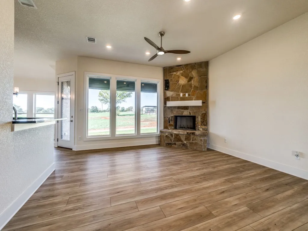 Single Family Residence For Sale in Wise County , 300 County Road 3141, Decatur, Texas 76234, 4 Bedrooms, 3 Bathrooms, 2 Garage spaces, 2,285 Sqft, built in 2023, Price $579,000, mls#20996170, Real Estate Agent in Decatur, Homes For Sale in Wise county, Homes For Sale in Decatur, Realtor in Decatur Texas, Real Estate Brokerage Independent Realty Texas, Luminita Cordes Realtor