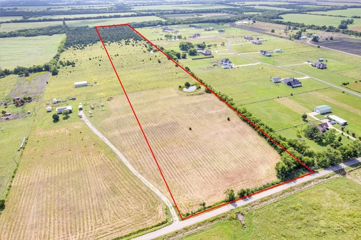 Unimproved Land For Sale in Hunt County , TBD County Road 1061, Greenville, Texas 75401, 0, 0, Garage spaces, 0 Sqft, built in 1995, mls#20986552, Real Estate Agent in Greenville, Homes For Sale in Hunt county, Homes For Sale in Greenville, Realtor in Greenville Texas, Real Estate Brokerage Independent Realty Texas, Luminita Cordes Realtor