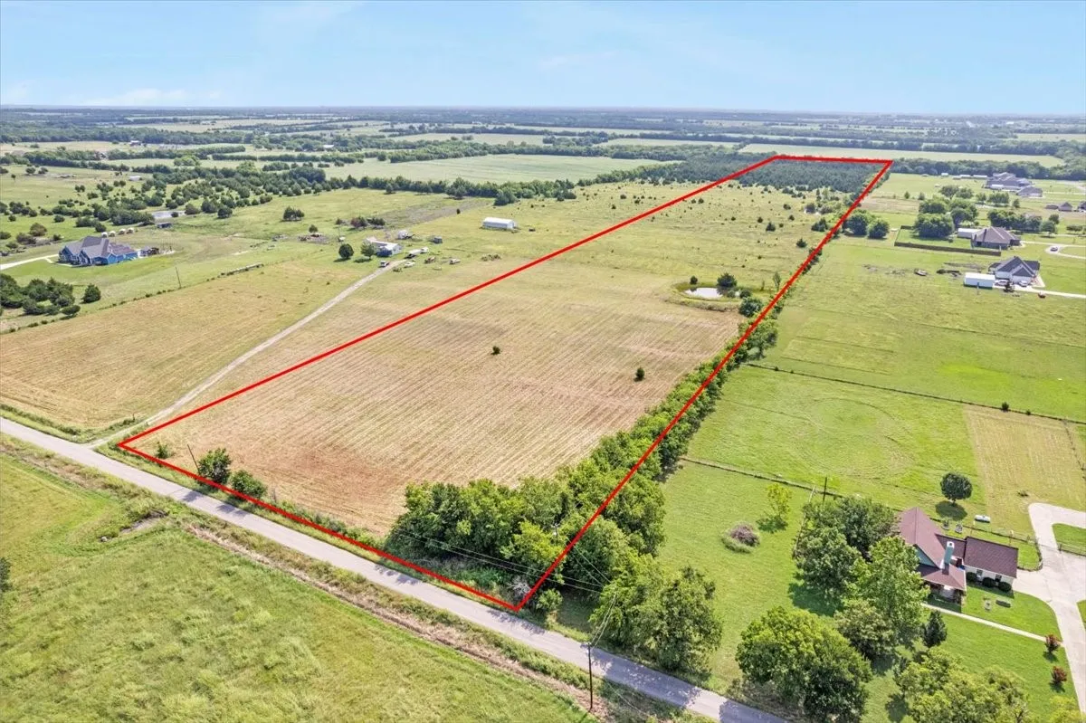 Unimproved Land For Sale in Hunt County , TBD County Road 1061, Greenville, Texas 75401, 0, 0, Garage spaces, 0 Sqft, built in 1995, mls#20986552, Real Estate Agent in Greenville, Homes For Sale in Hunt county, Homes For Sale in Greenville, Realtor in Greenville Texas, Real Estate Brokerage Independent Realty Texas, Luminita Cordes Realtor
