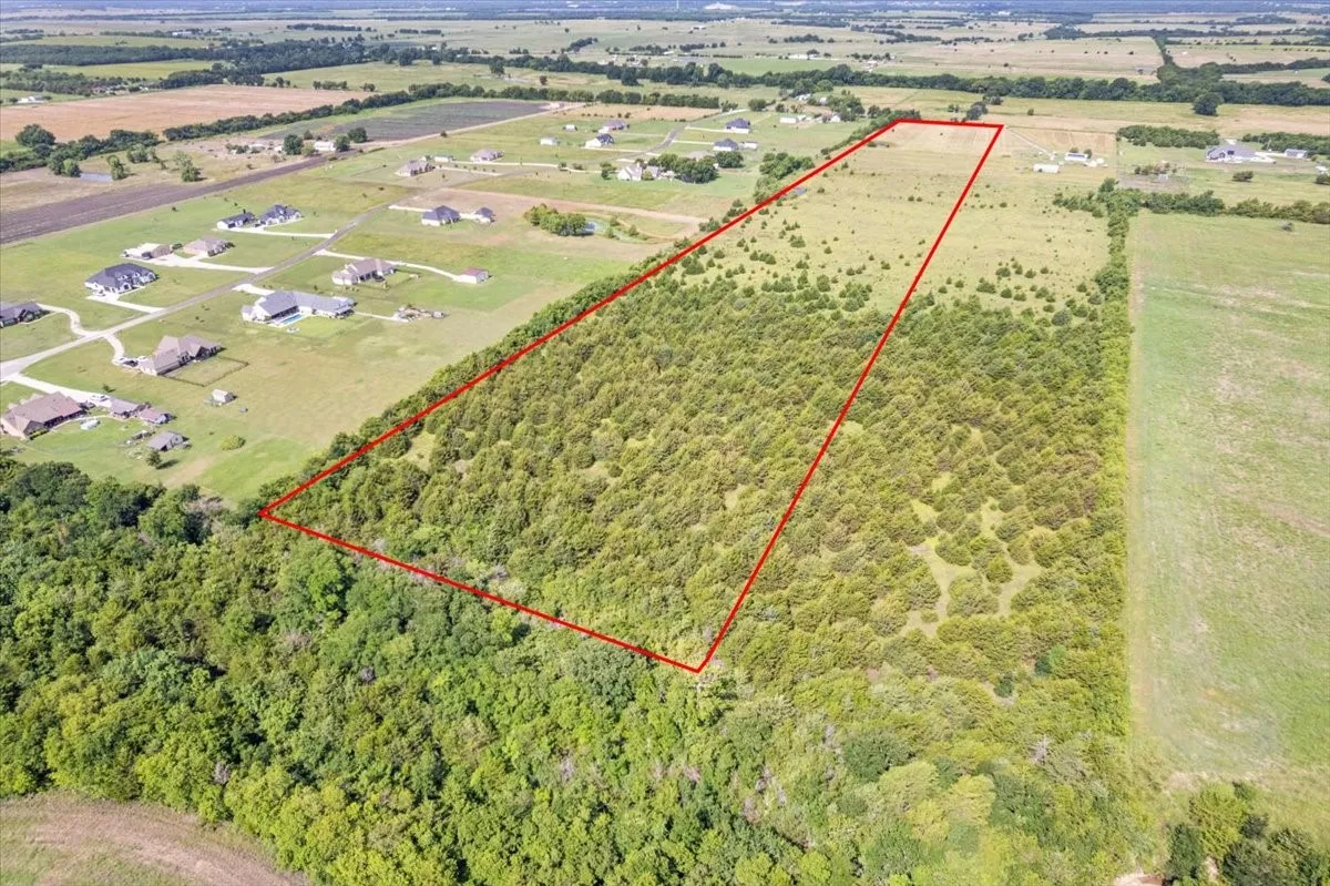 Unimproved Land For Sale in Hunt County , TBD County Road 1061, Greenville, Texas 75401, 0, 0, Garage spaces, 0 Sqft, built in 1995, mls#20986552, Real Estate Agent in Greenville, Homes For Sale in Hunt county, Homes For Sale in Greenville, Realtor in Greenville Texas, Real Estate Brokerage Independent Realty Texas, Luminita Cordes Realtor