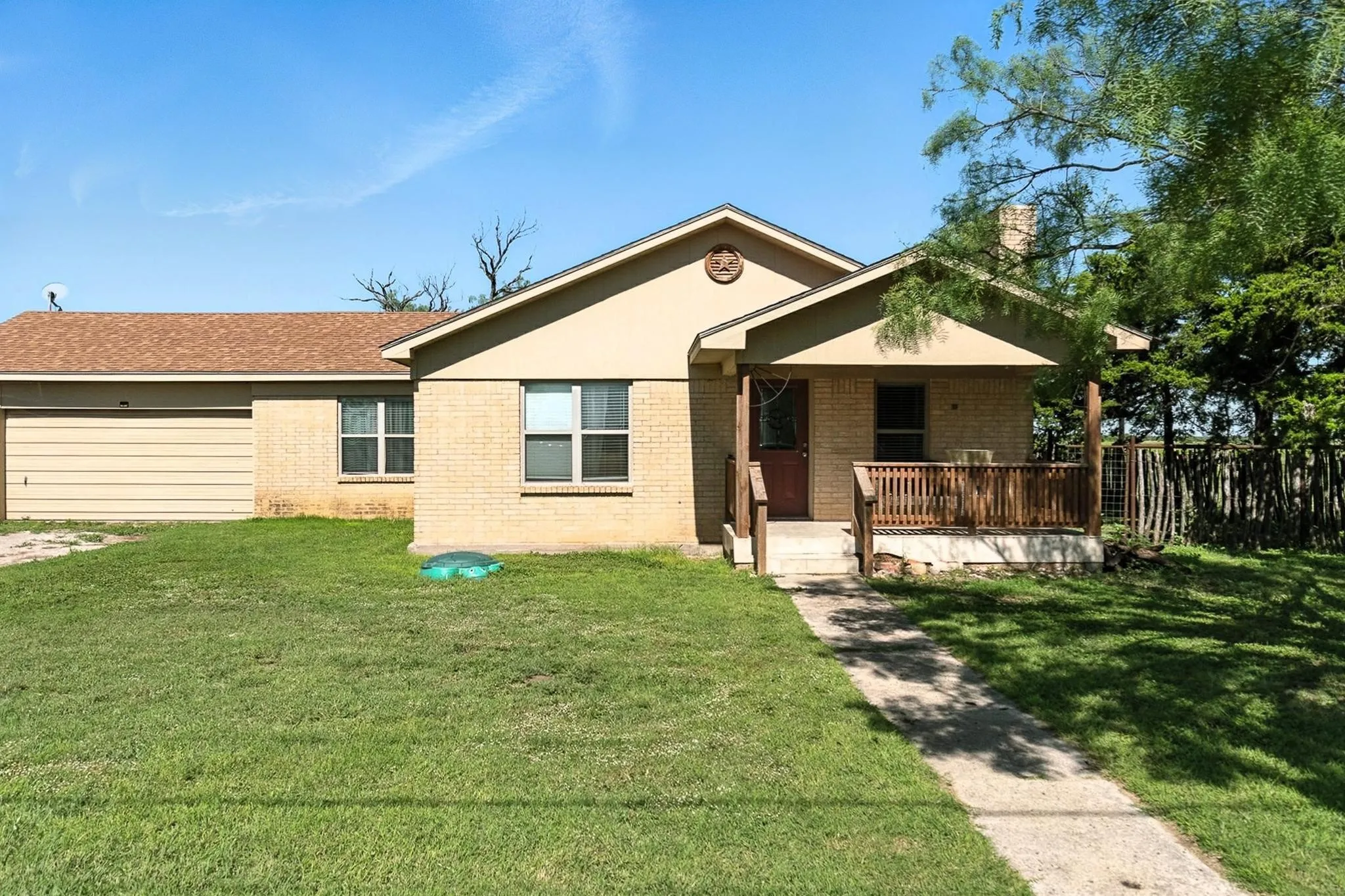 Farm For Sale in Callahan County , 11775 CR 242, Clyde, Texas 79510, 3 Bedroom, 1 Bathroom, 1 Garage spaces, 1,607 Sqft, built in 1956, Preowned, mls#20996514, Real Estate Agent in Clyde, Homes For Sale in Callahan county, Homes For Sale in Clyde, Realtor in Clyde Texas, Real Estate Brokerage Independent Realty Texas, Luminita Cordes Realtor