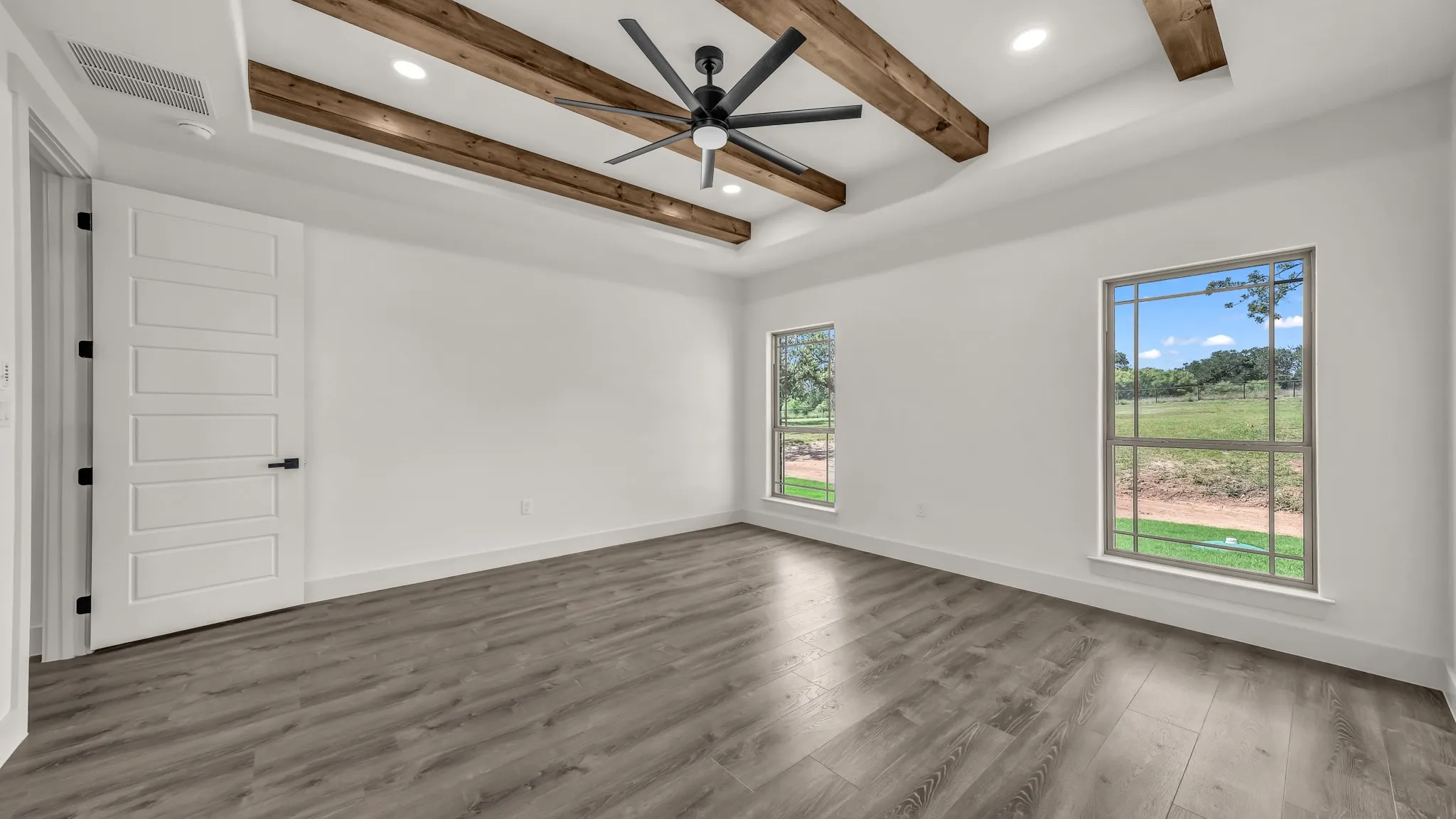 Single Family Residence For Sale in Parker County , 6915 Fm 1885, Weatherford, Texas 76088, 4 Bedroom, 3 Bathroom, 2 Garage spaces, 2,875 Sqft, built in 2025, New Construction - Complete, mls#20984569, Real Estate Agent in Weatherford, Homes For Sale in Parker county, Homes For Sale in Weatherford, Realtor in Weatherford Texas, Real Estate Brokerage Independent Realty Texas, Luminita Cordes Realtor