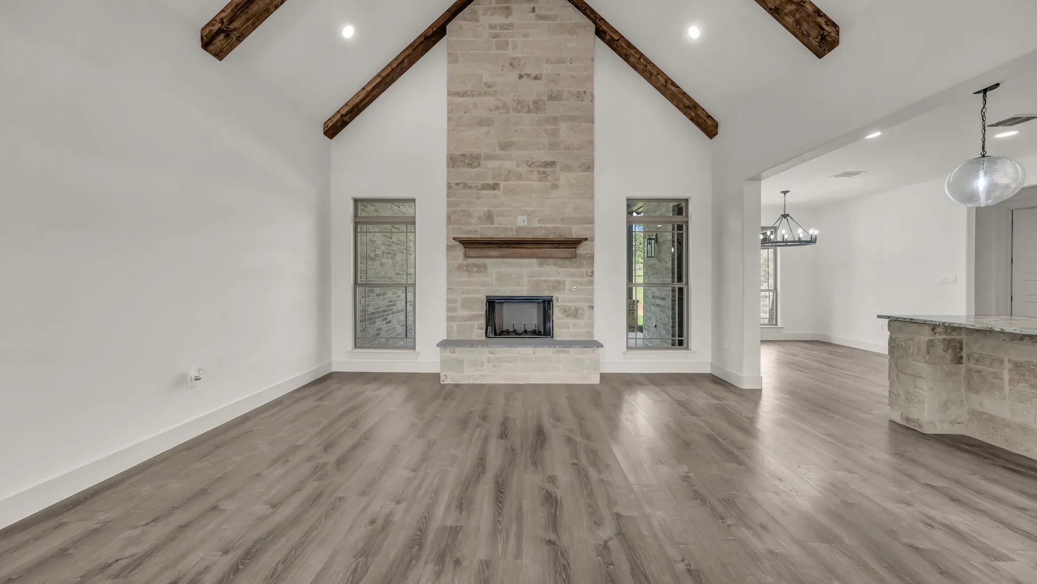 Single Family Residence For Sale in Parker County , 6915 Fm 1885, Weatherford, Texas 76088, 4 Bedroom, 3 Bathroom, 2 Garage spaces, 2,875 Sqft, built in 2025, New Construction - Complete, mls#20984569, Real Estate Agent in Weatherford, Homes For Sale in Parker county, Homes For Sale in Weatherford, Realtor in Weatherford Texas, Real Estate Brokerage Independent Realty Texas, Luminita Cordes Realtor