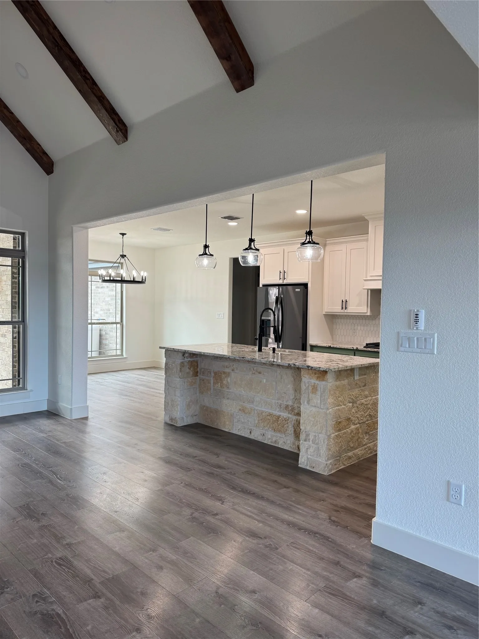 Single Family Residence For Sale in Parker County , 6915 Fm 1885, Weatherford, Texas 76088, 4 Bedroom, 3 Bathroom, 2 Garage spaces, 2,875 Sqft, built in 2025, New Construction - Complete, mls#20984569, Real Estate Agent in Weatherford, Homes For Sale in Parker county, Homes For Sale in Weatherford, Realtor in Weatherford Texas, Real Estate Brokerage Independent Realty Texas, Luminita Cordes Realtor