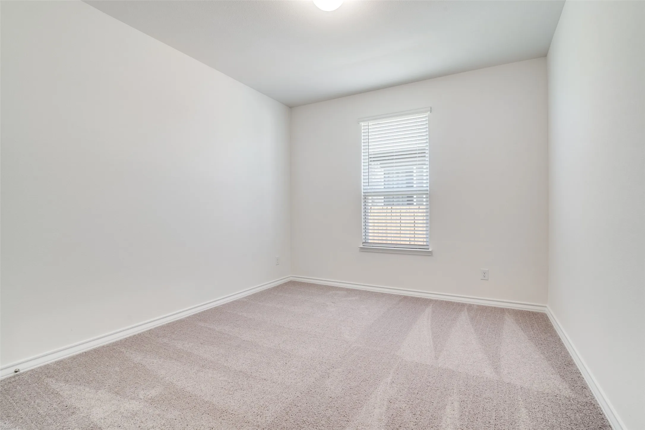 Single Family Residence For Sale in Kaufman County , 4109 Buffalo Grass Trail, Crandall, Texas 75114, 4 Bedroom, 2 Bathroom, 2 Garage spaces, 2,929 Sqft, built in 2025, New Construction - Complete, mls#20996686, Real Estate Agent in Crandall, Homes For Sale in Kaufman county, Homes For Sale in Crandall, Realtor in Crandall Texas, Real Estate Brokerage Independent Realty Texas, Luminita Cordes Realtor