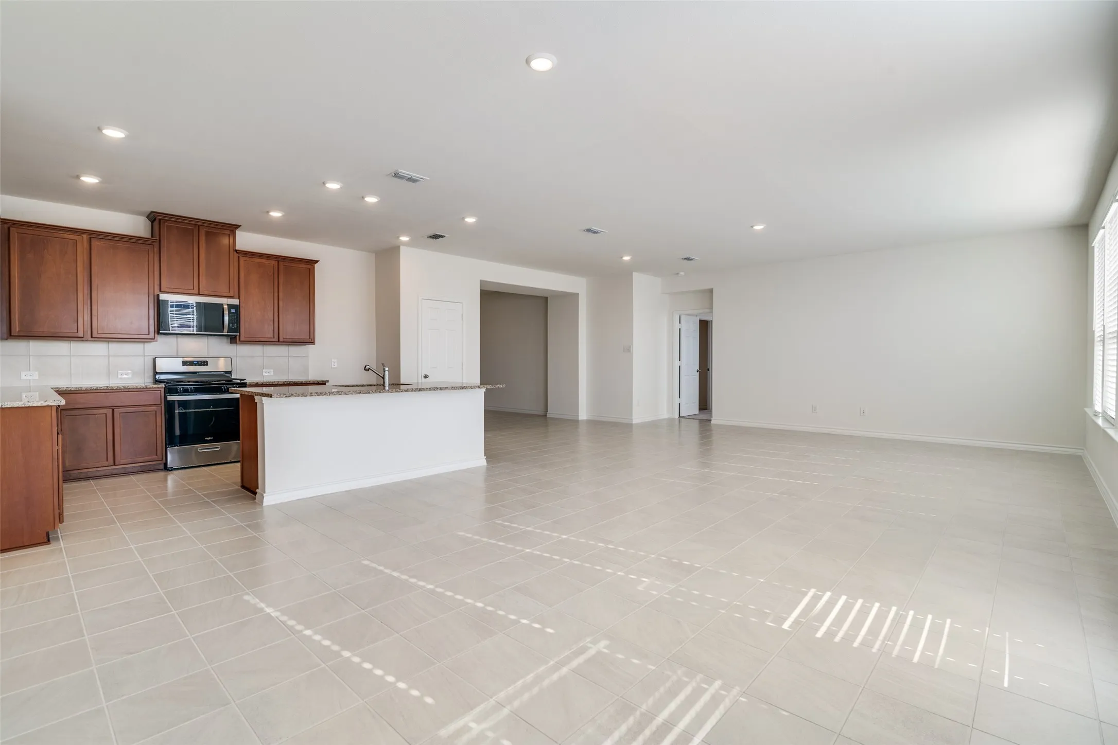 Single Family Residence For Sale in Kaufman County , 4109 Buffalo Grass Trail, Crandall, Texas 75114, 4 Bedroom, 2 Bathroom, 2 Garage spaces, 2,929 Sqft, built in 2025, New Construction - Complete, mls#20996686, Real Estate Agent in Crandall, Homes For Sale in Kaufman county, Homes For Sale in Crandall, Realtor in Crandall Texas, Real Estate Brokerage Independent Realty Texas, Luminita Cordes Realtor