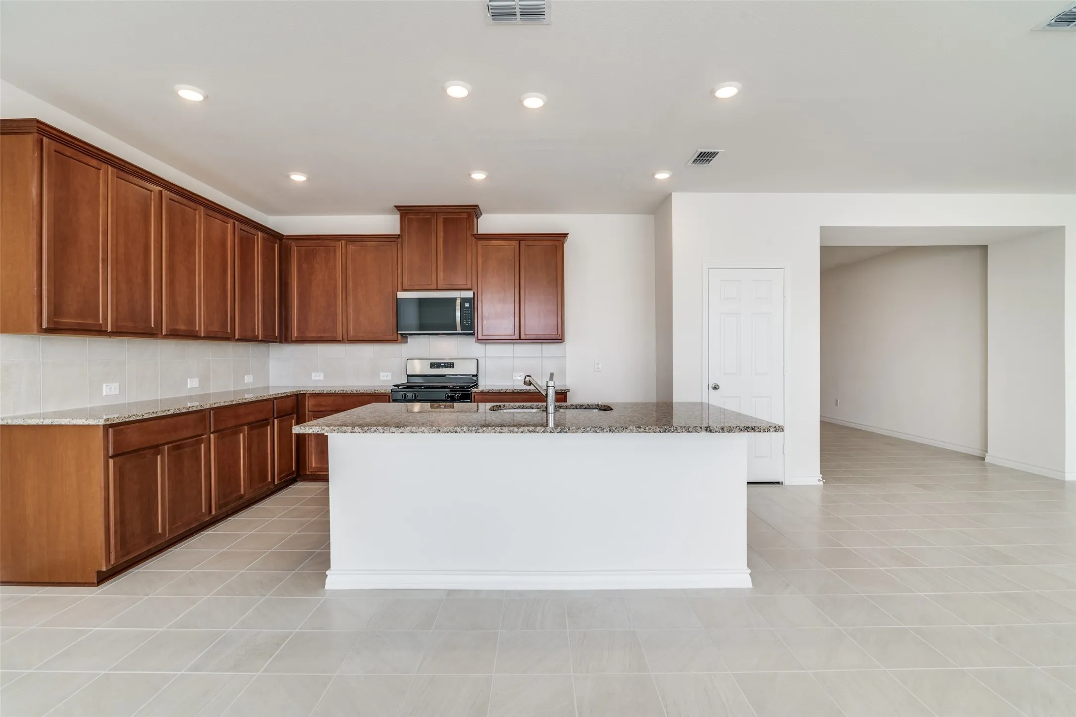 Single Family Residence For Sale in Kaufman County , 4109 Buffalo Grass Trail, Crandall, Texas 75114, 4 Bedroom, 2 Bathroom, 2 Garage spaces, 2,929 Sqft, built in 2025, New Construction - Complete, mls#20996686, Real Estate Agent in Crandall, Homes For Sale in Kaufman county, Homes For Sale in Crandall, Realtor in Crandall Texas, Real Estate Brokerage Independent Realty Texas, Luminita Cordes Realtor