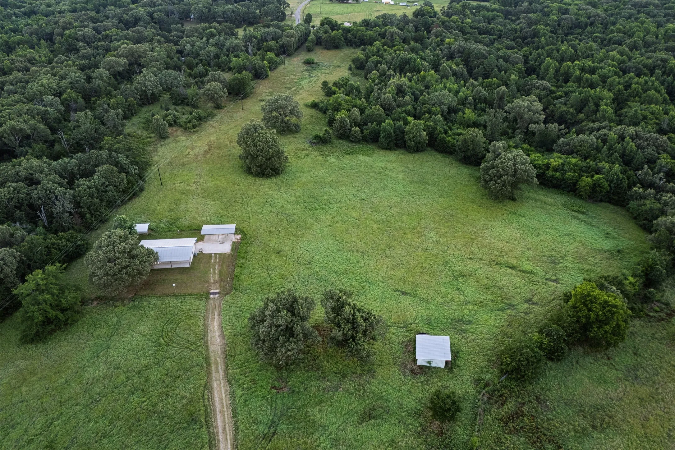 Ranch For Sale in Smith County , 19574 FM 1253, Lindale, Texas 75771, 0, 0, Garage spaces, 0 Sqft, built in 0, Price $700,000, mls#20996971, Real Estate Agent in Lindale, Homes For Sale in Smith county, Homes For Sale in Lindale, Realtor in Lindale Texas, Real Estate Brokerage Independent Realty Texas, Luminita Cordes Realtor