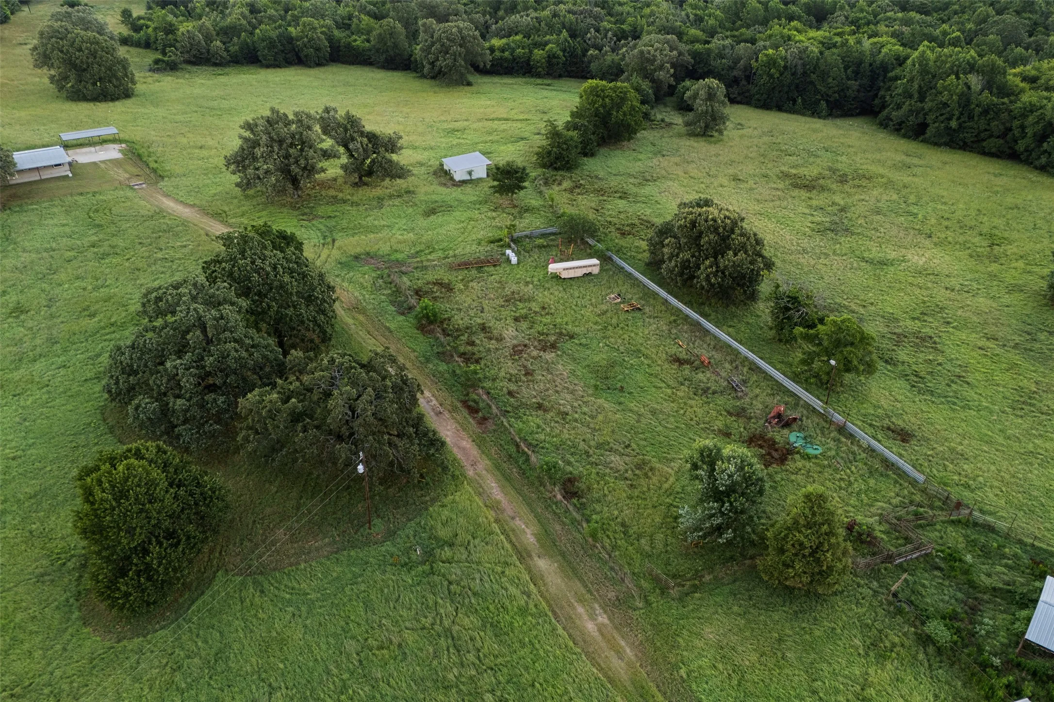 Ranch For Sale in Smith County , 19574 FM 1253, Lindale, Texas 75771, 0, 0, Garage spaces, 0 Sqft, built in 0, Price $700,000, mls#20996971, Real Estate Agent in Lindale, Homes For Sale in Smith county, Homes For Sale in Lindale, Realtor in Lindale Texas, Real Estate Brokerage Independent Realty Texas, Luminita Cordes Realtor